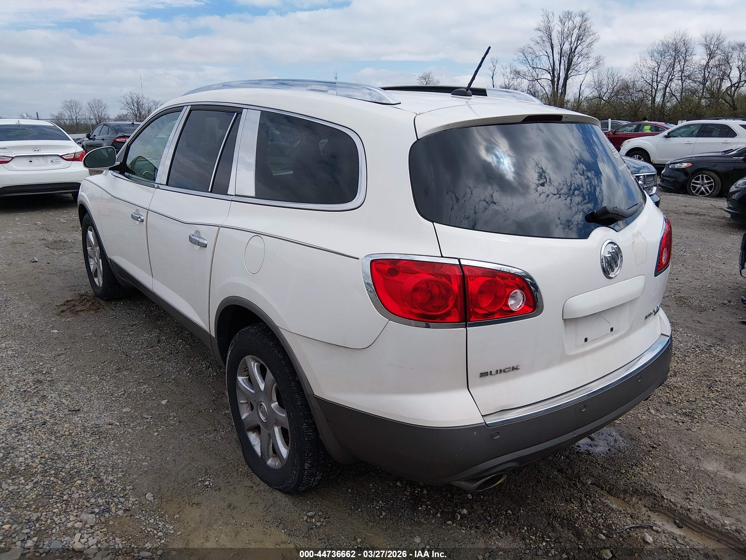 BUICK ENCLAVE image 3
