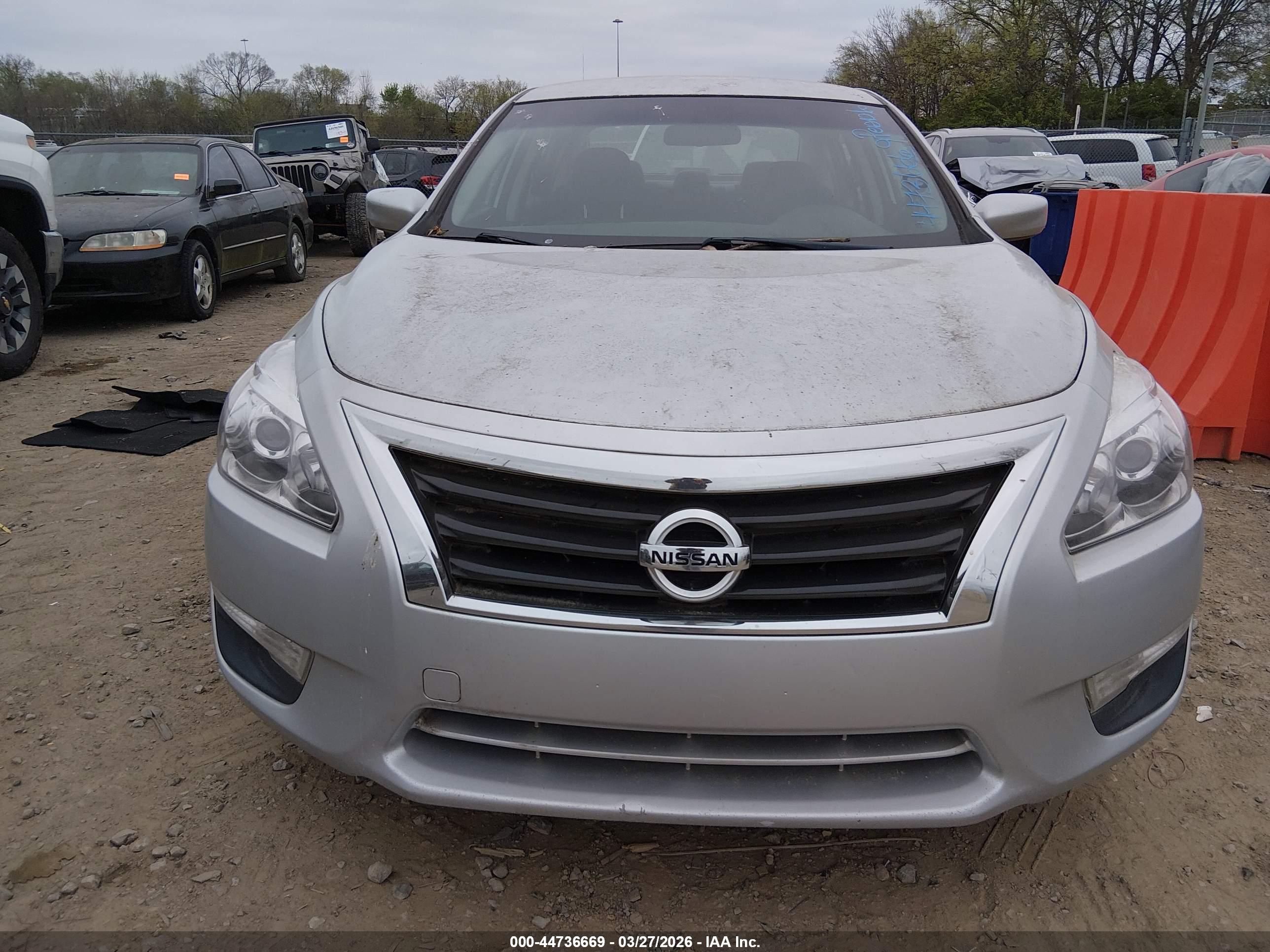 NISSAN ALTIMA image 6