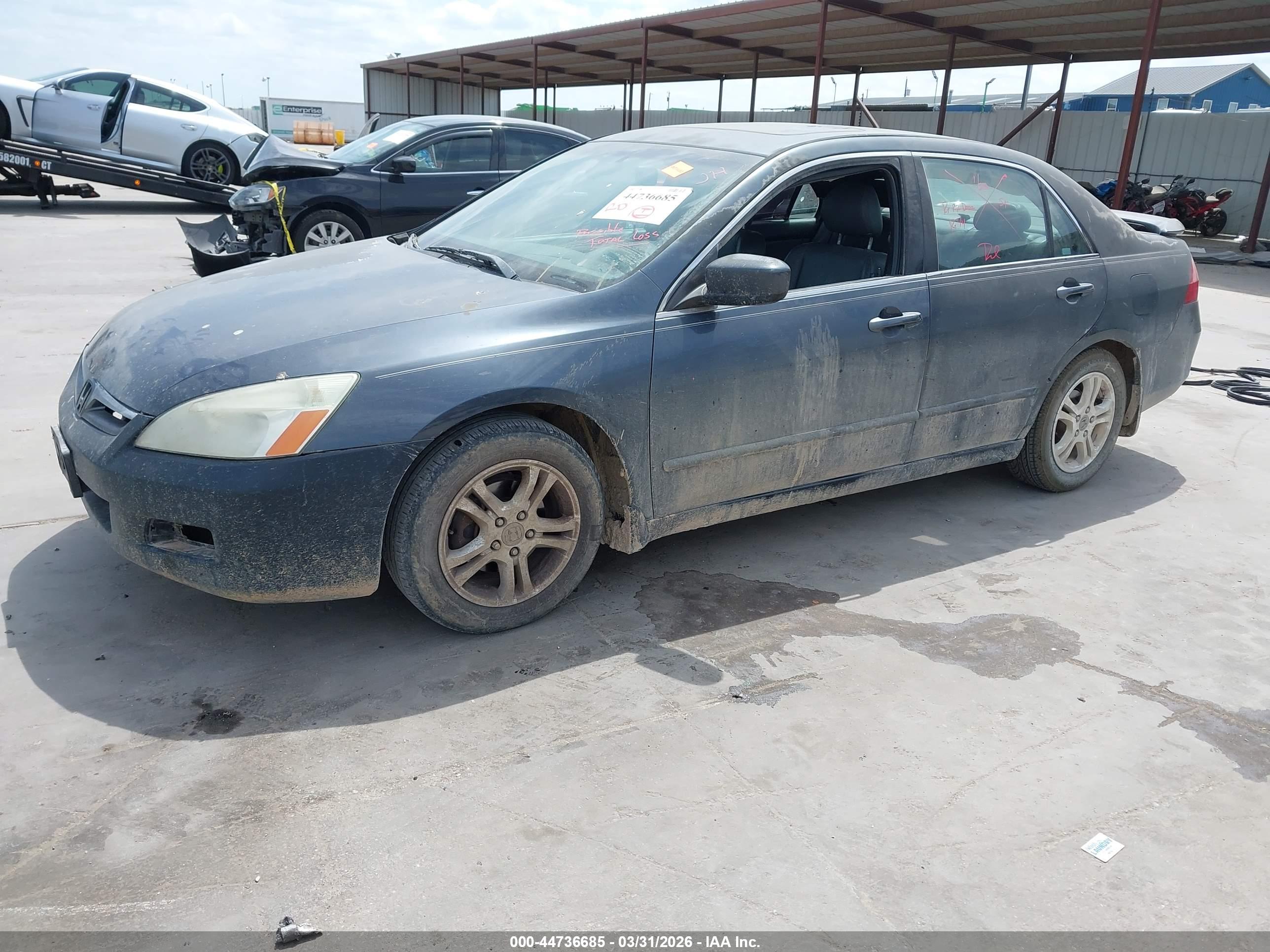 HONDA ACCORD image 2