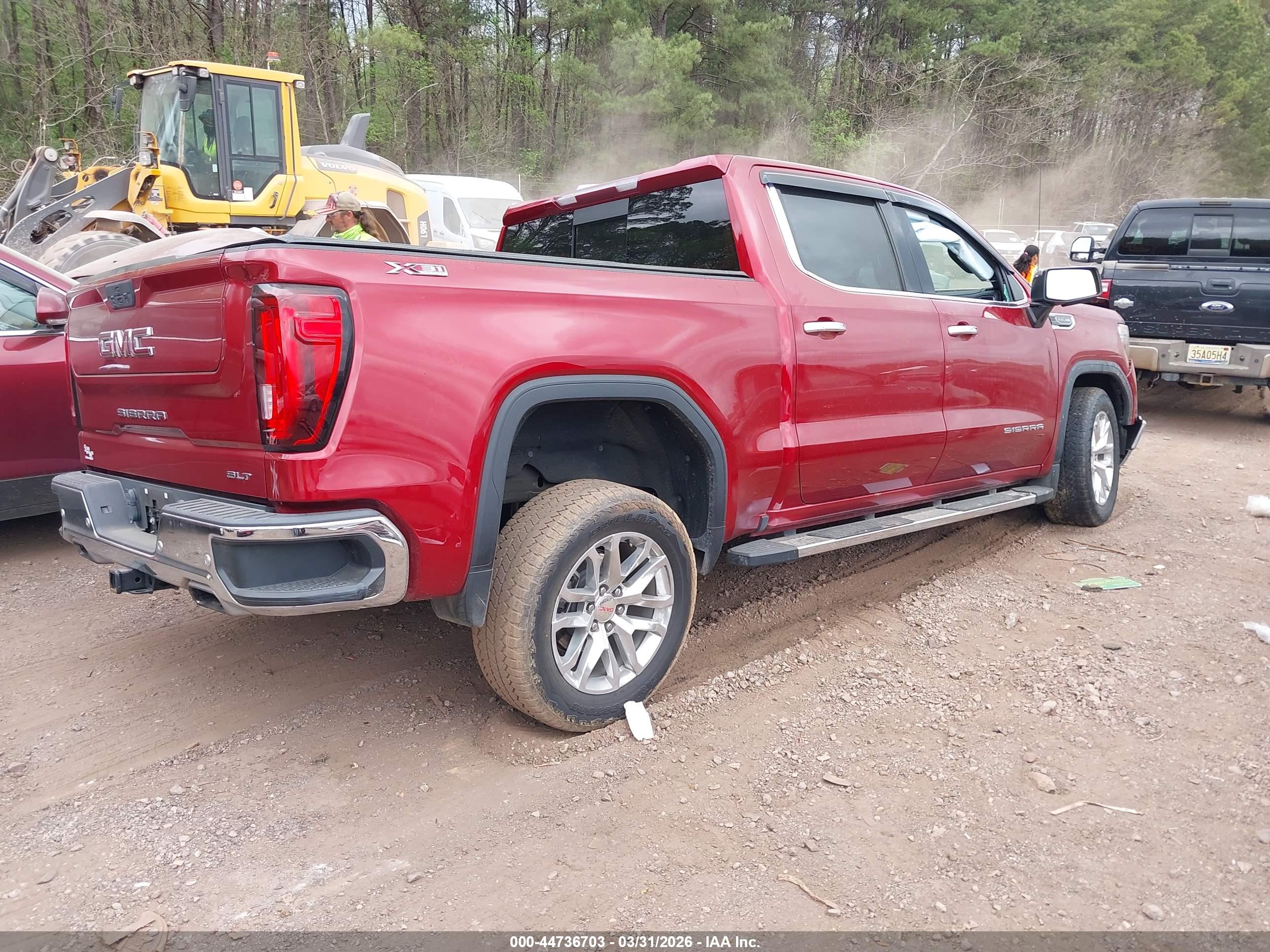 GMC SIERRA image 4