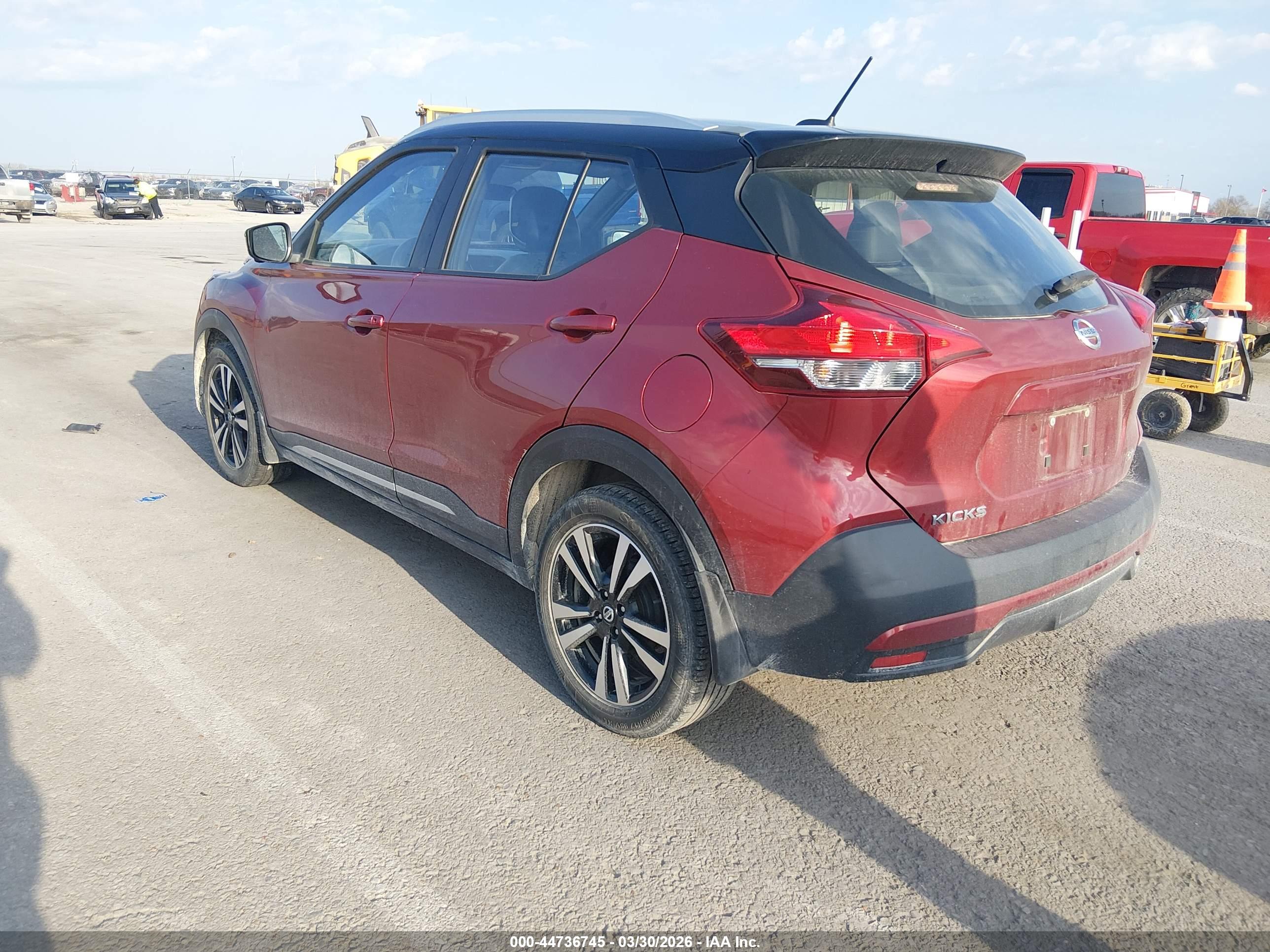 NISSAN KICKS image 3