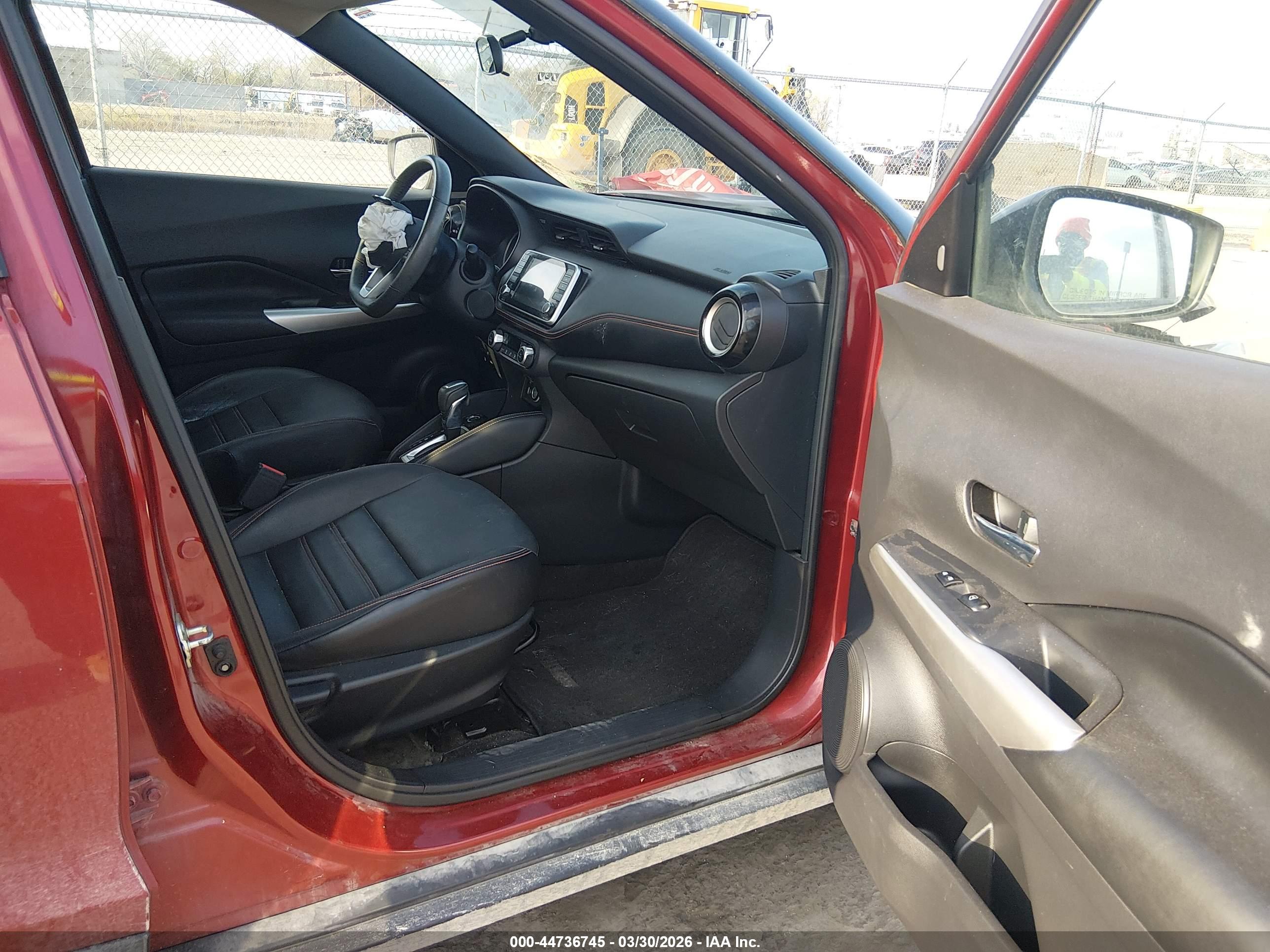 NISSAN KICKS image 5
