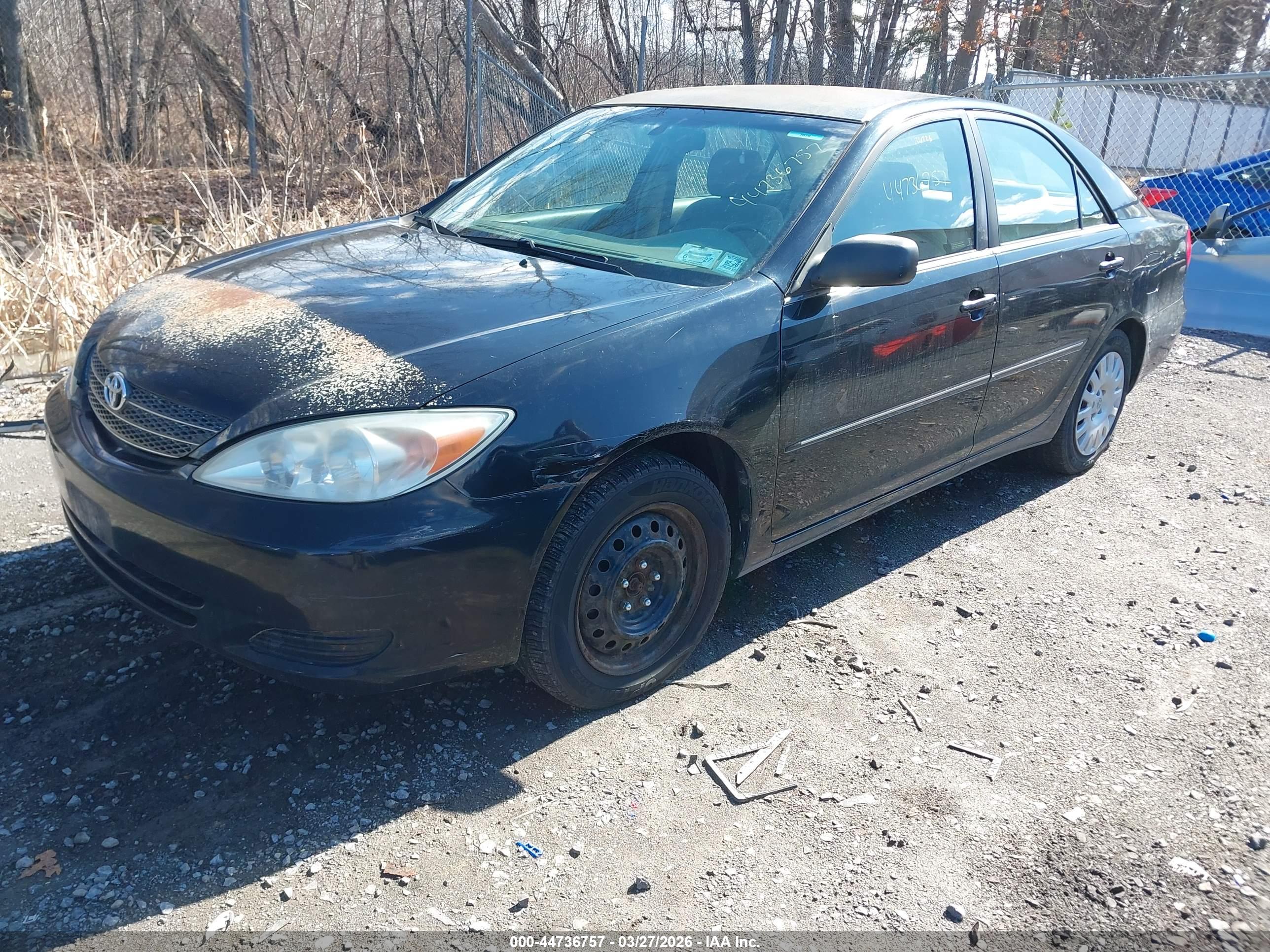 TOYOTA CAMRY image 2