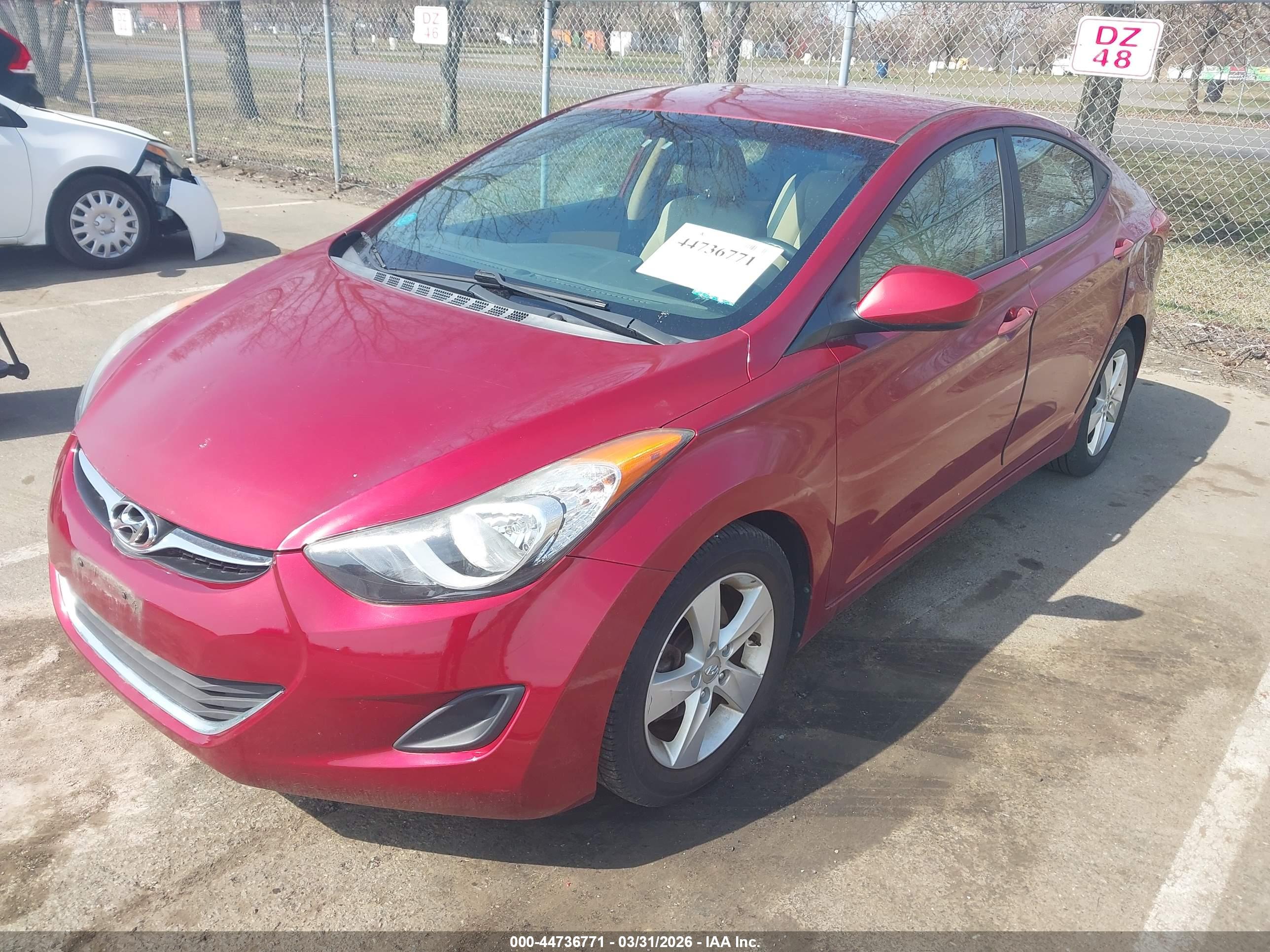 HYUNDAI ELANTRA image 2
