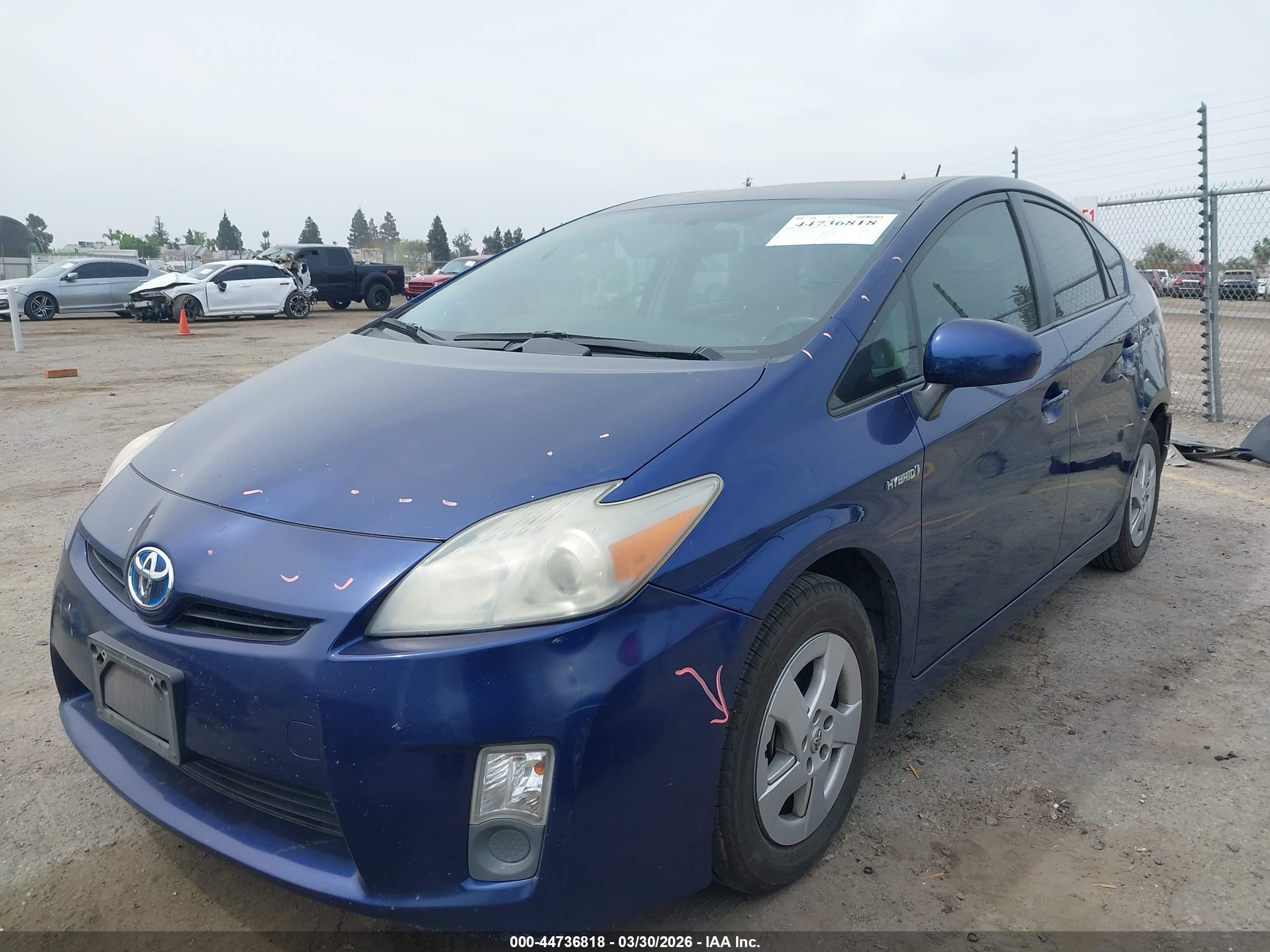 TOYOTA PRIUS image 2