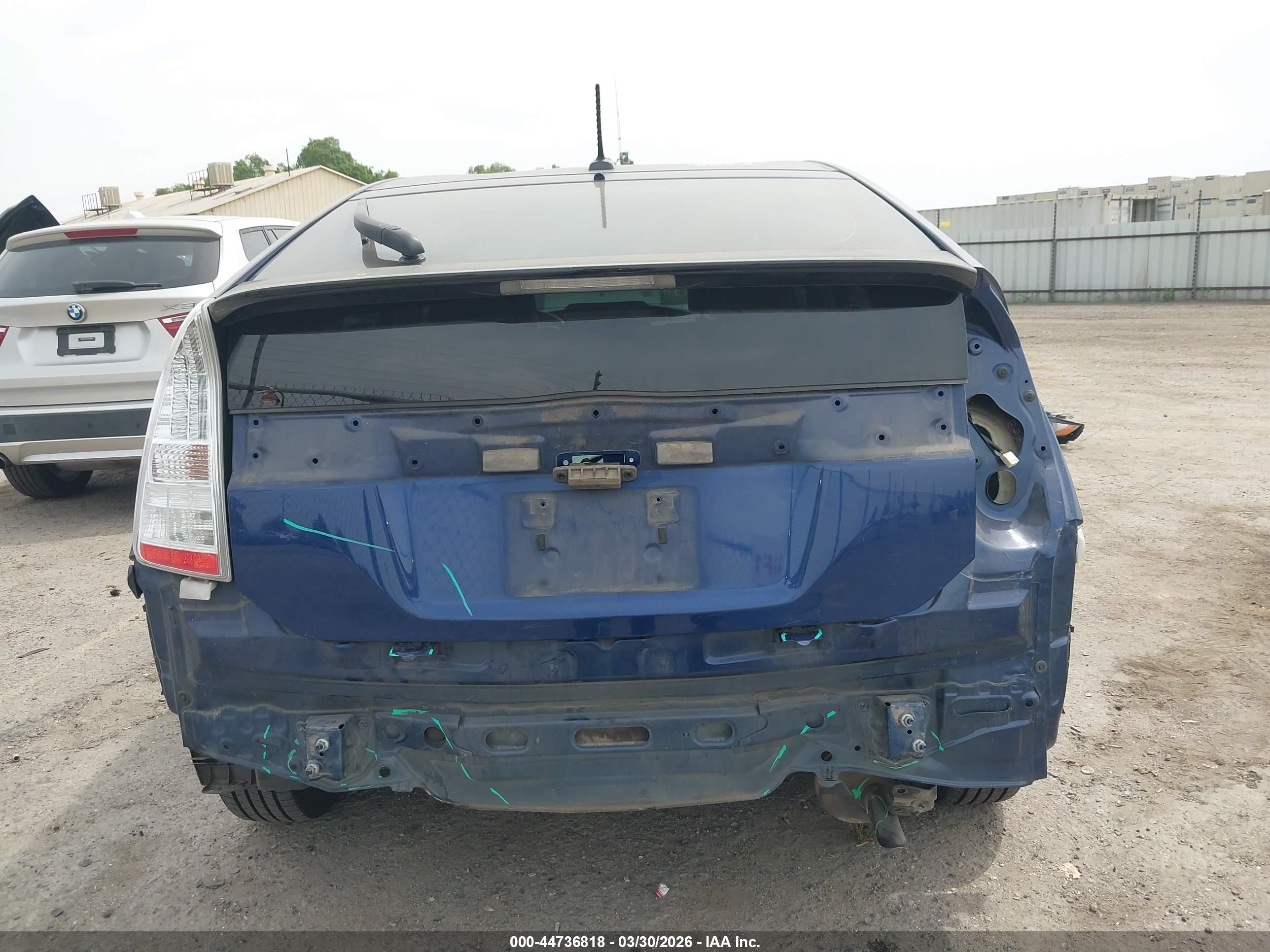 TOYOTA PRIUS image 6