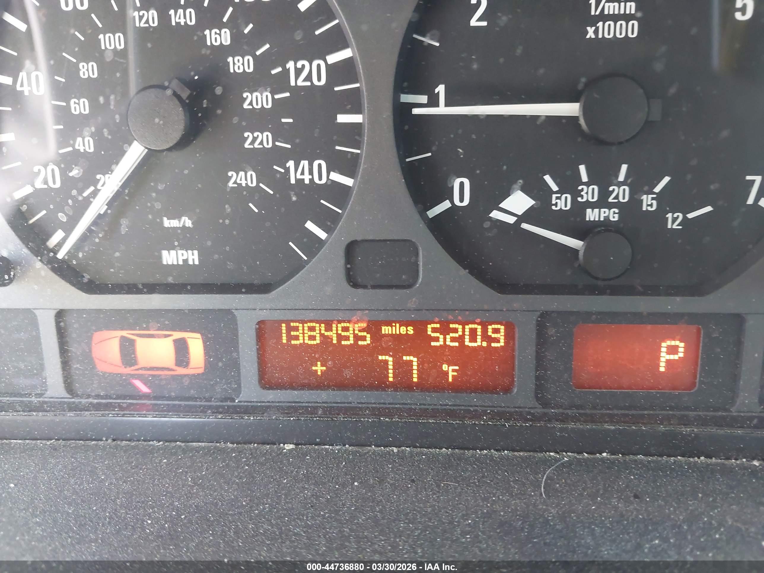 BMW 325XIT image 7
