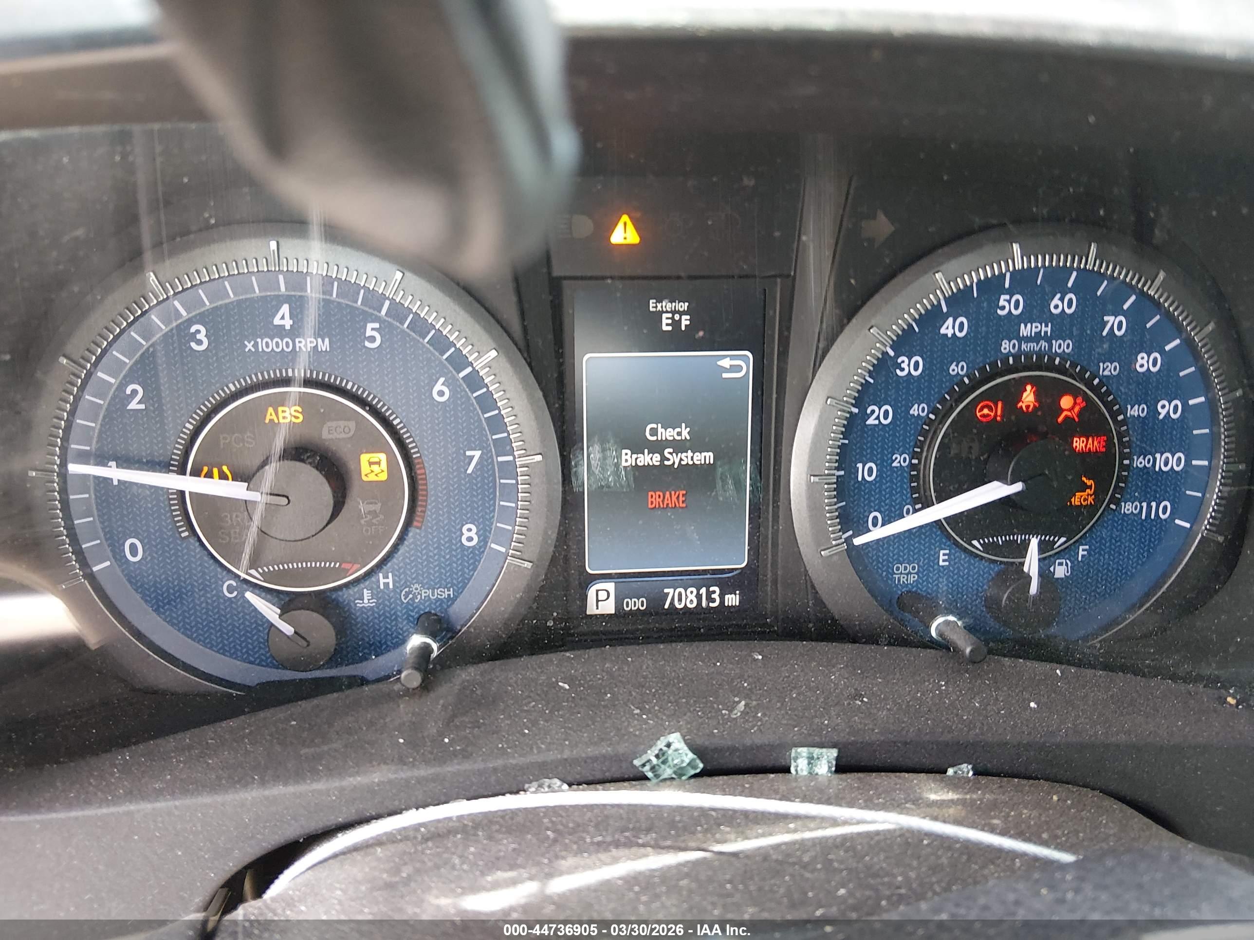 TOYOTA SIENNA image 7