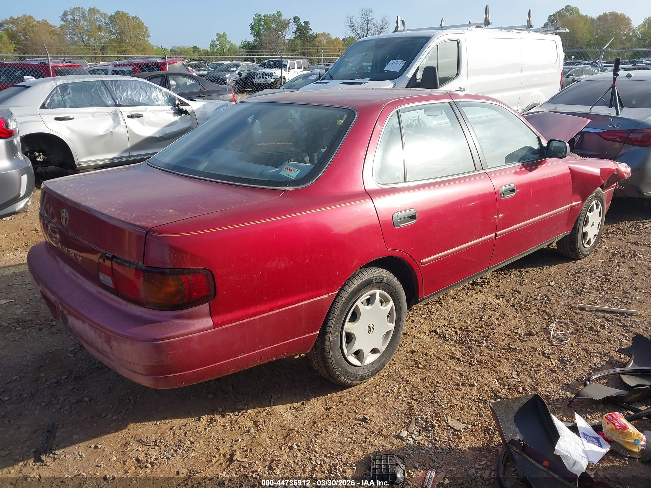 TOYOTA CAMRY image 4