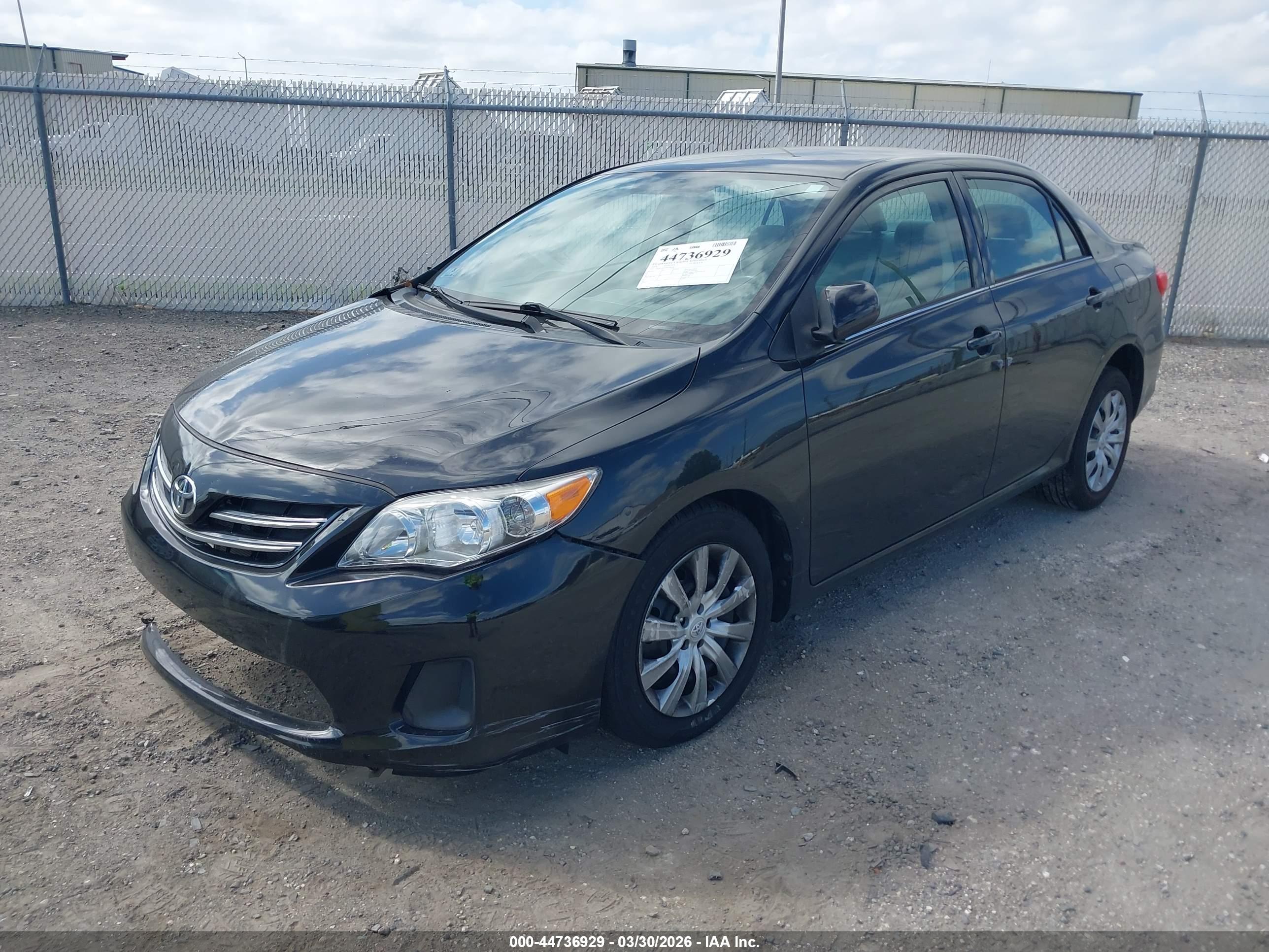 TOYOTA COROLLA image 2