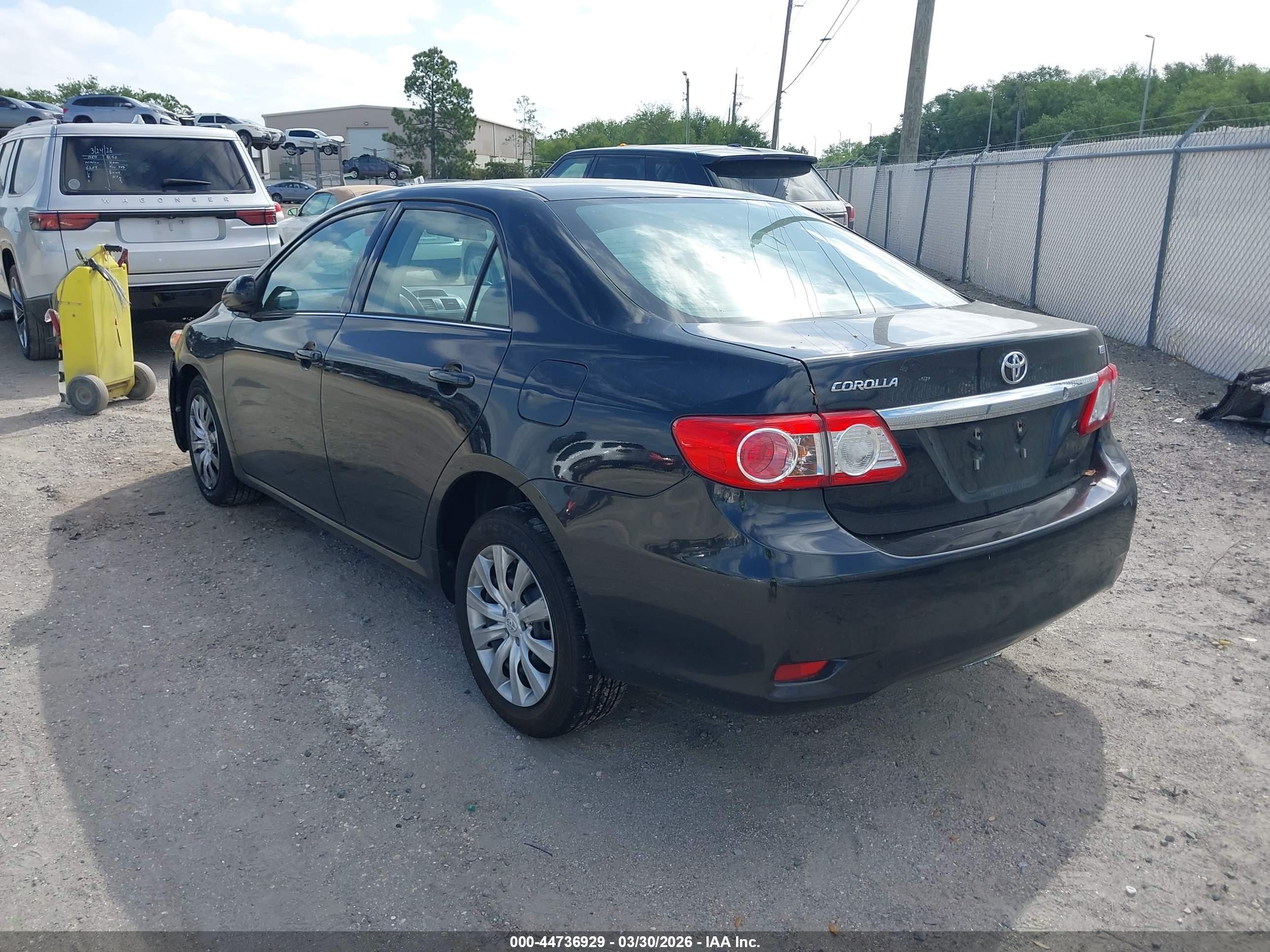 TOYOTA COROLLA image 3