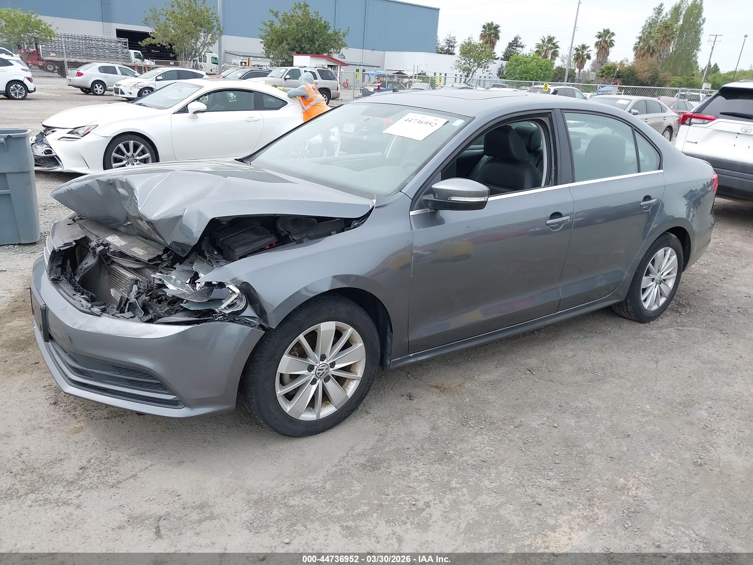 VOLKSWAGEN JETTA image 2