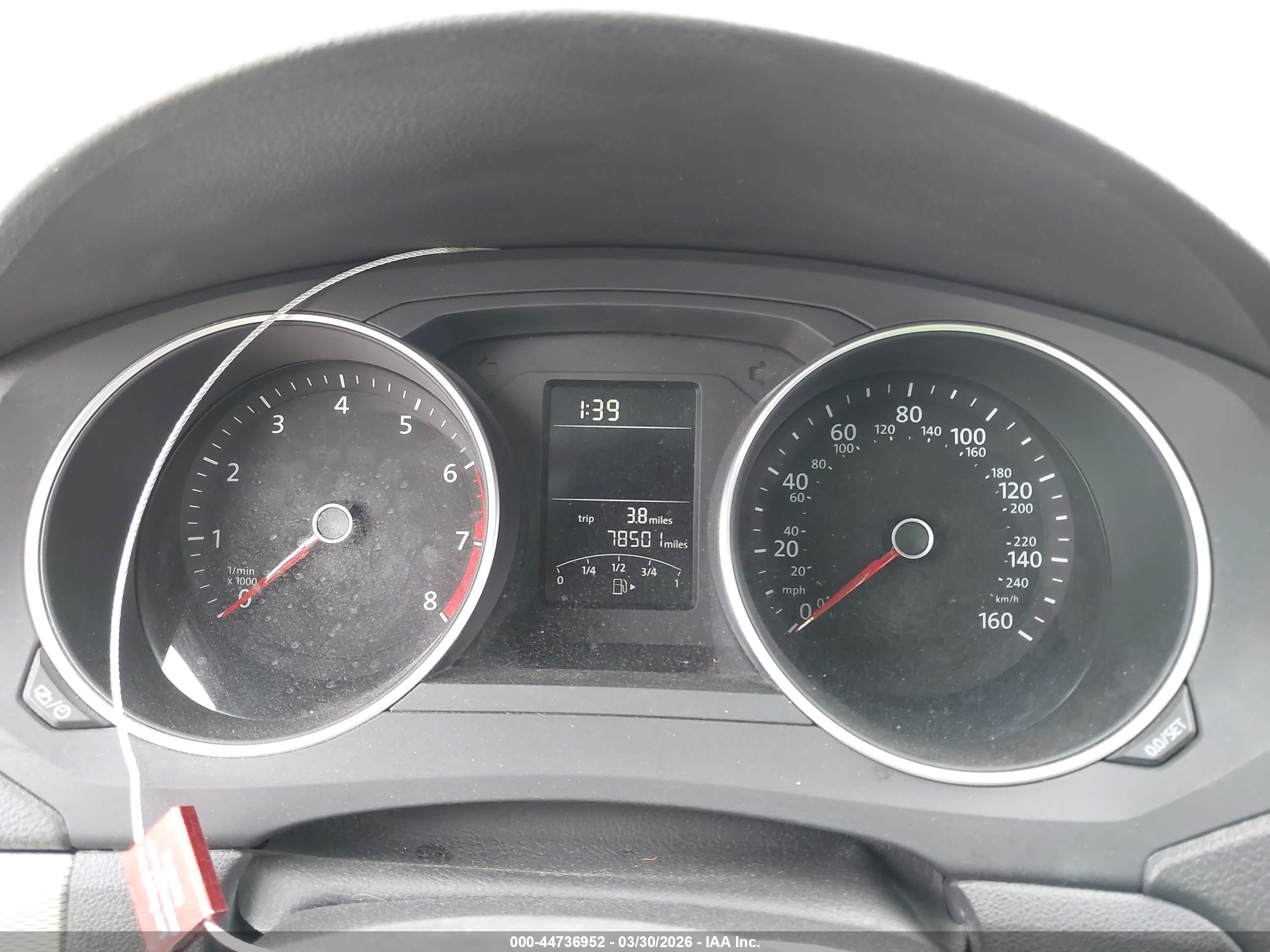 VOLKSWAGEN JETTA image 7