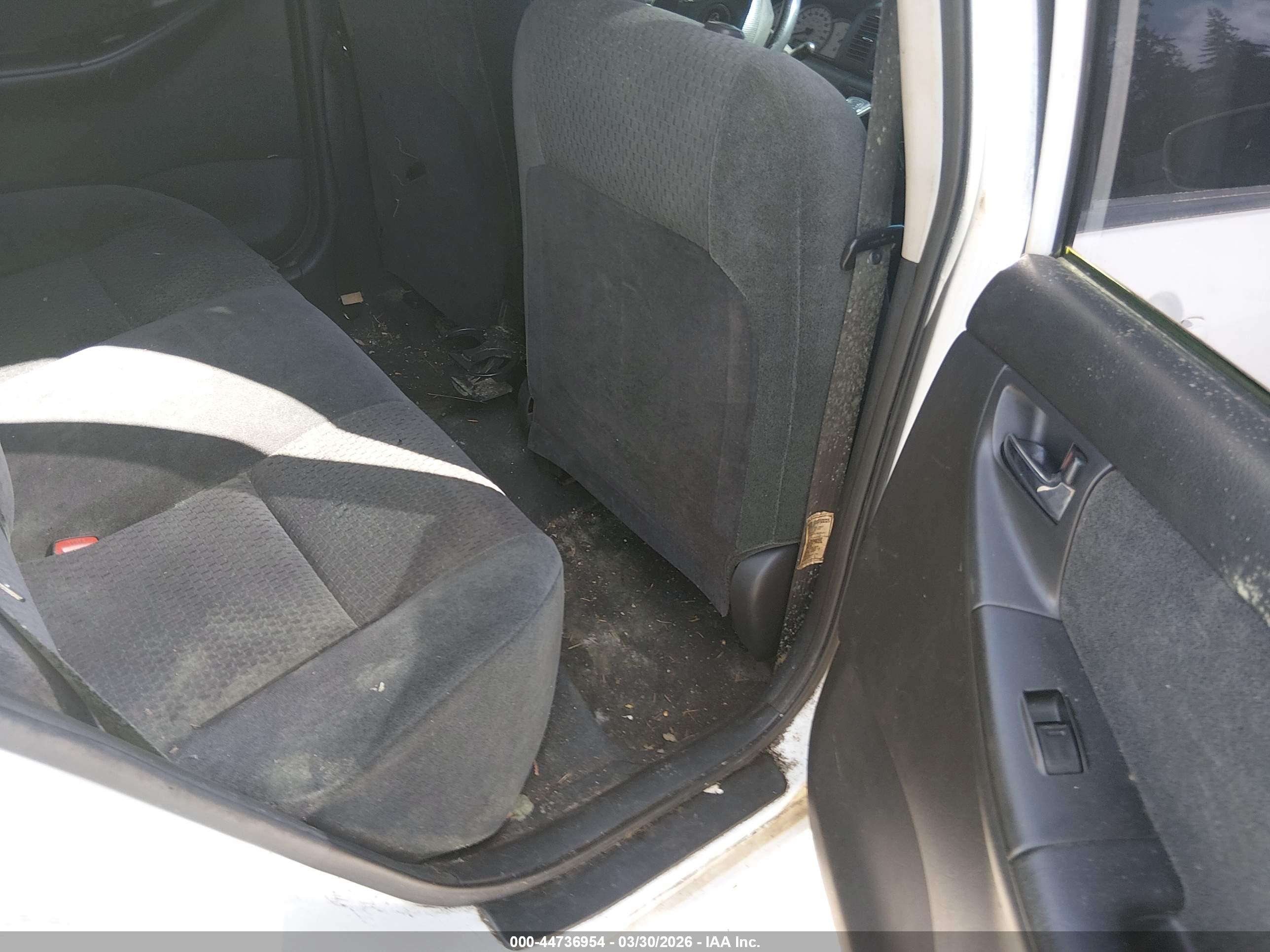 TOYOTA COROLLA image 8