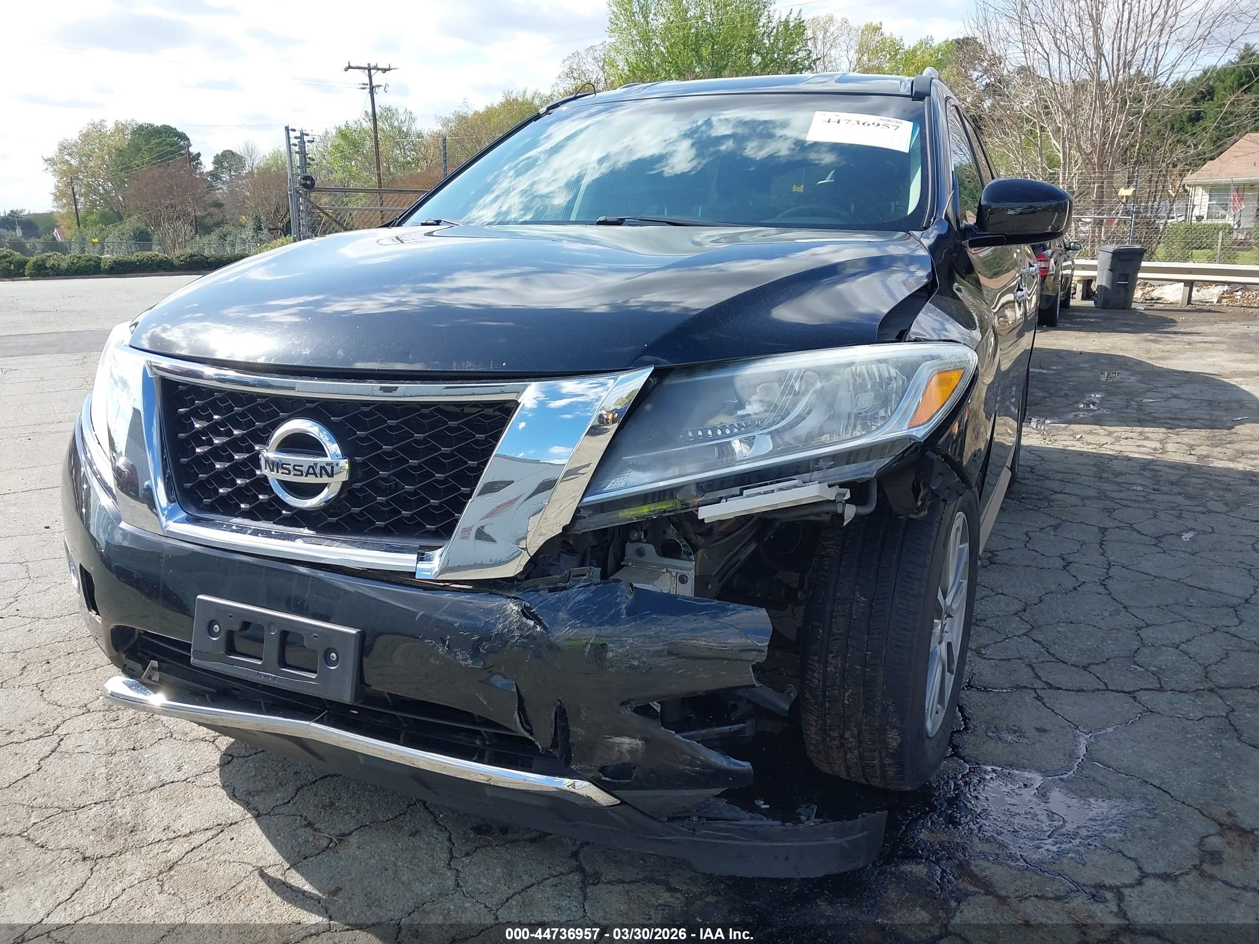 NISSAN PATHFINDER image 6