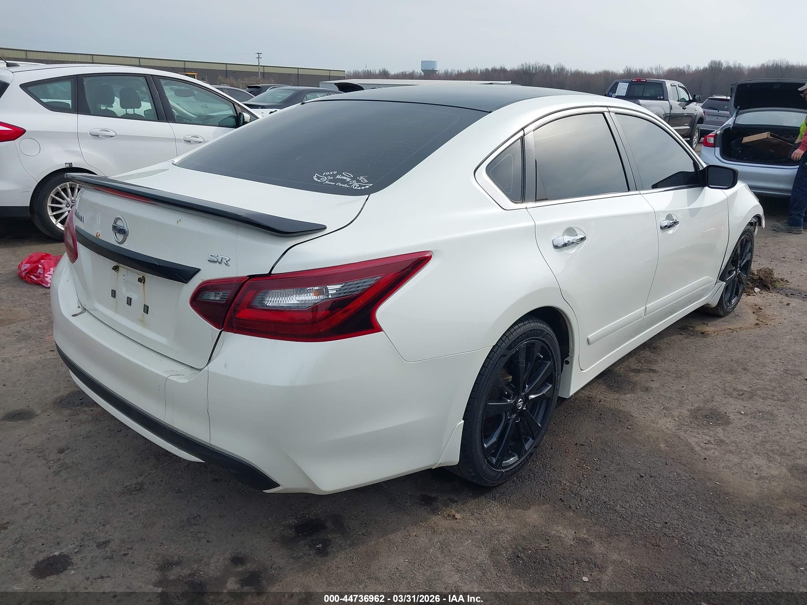 NISSAN ALTIMA image 4