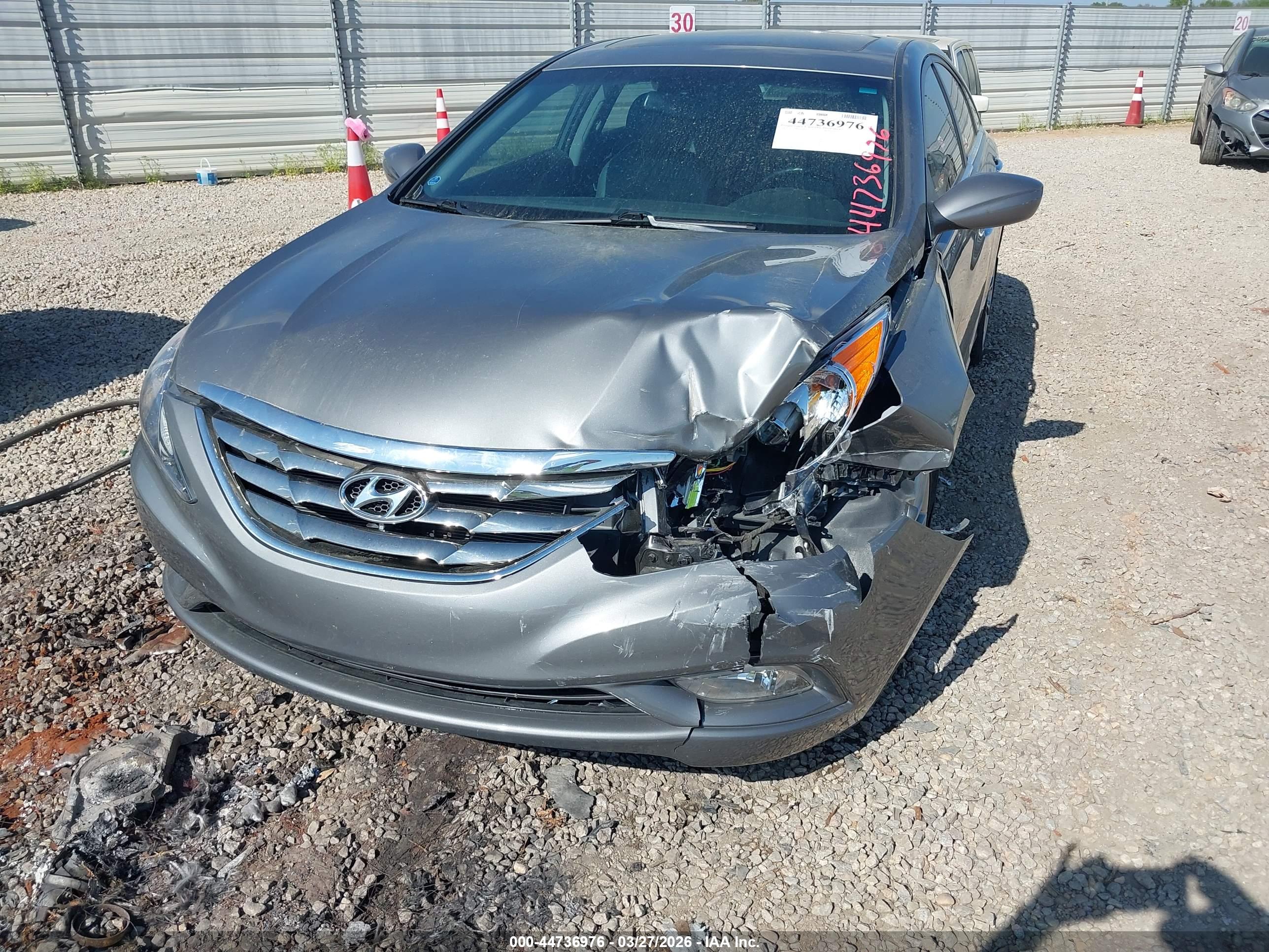 HYUNDAI SONATA image 6