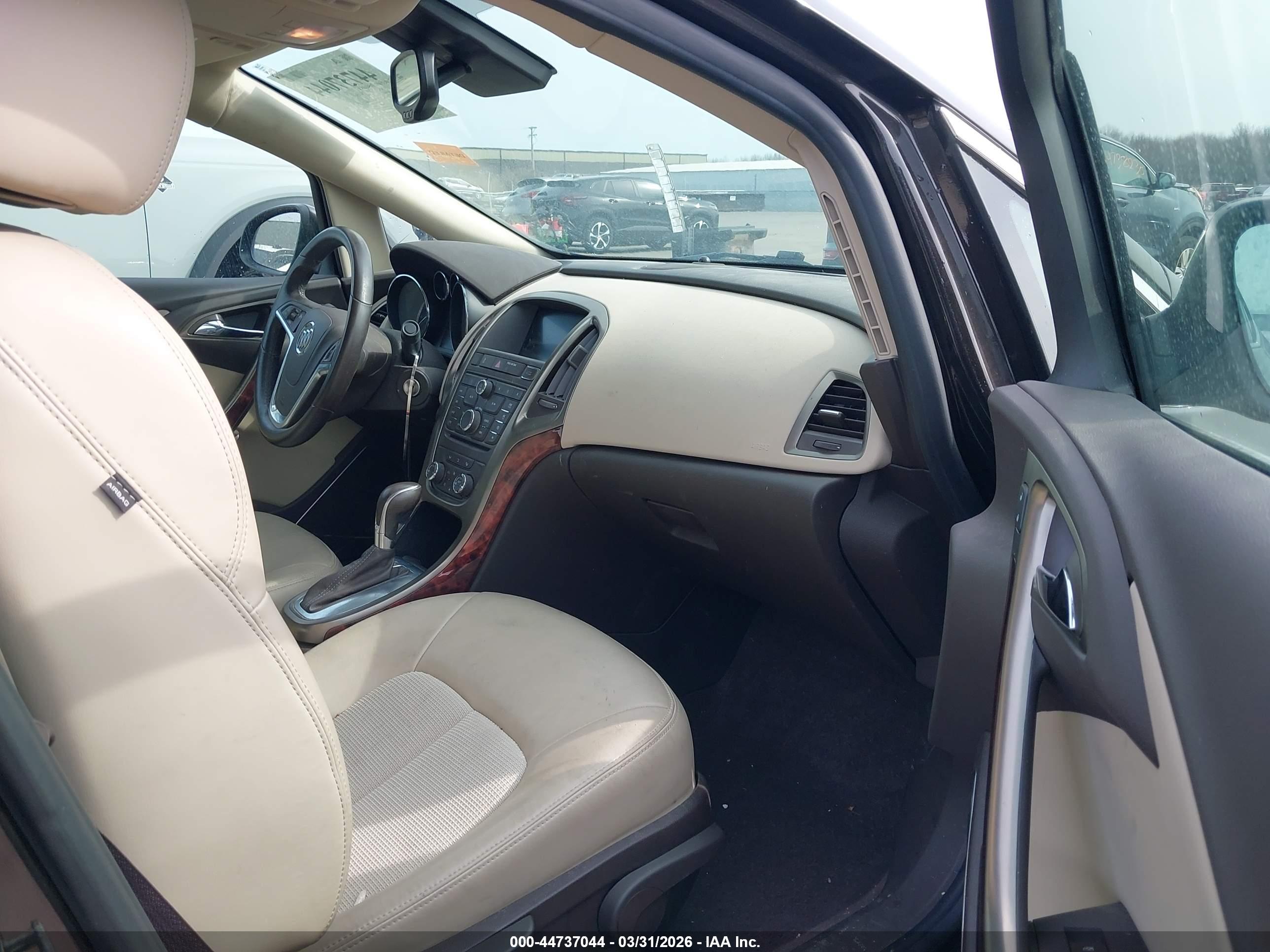 BUICK VERANO image 5