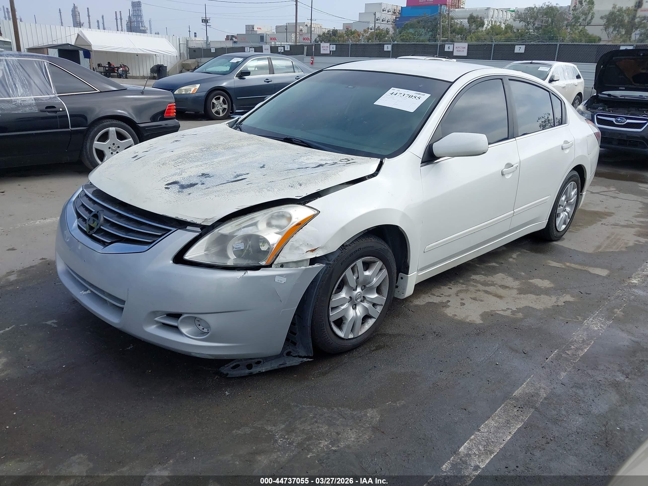NISSAN ALTIMA image 2