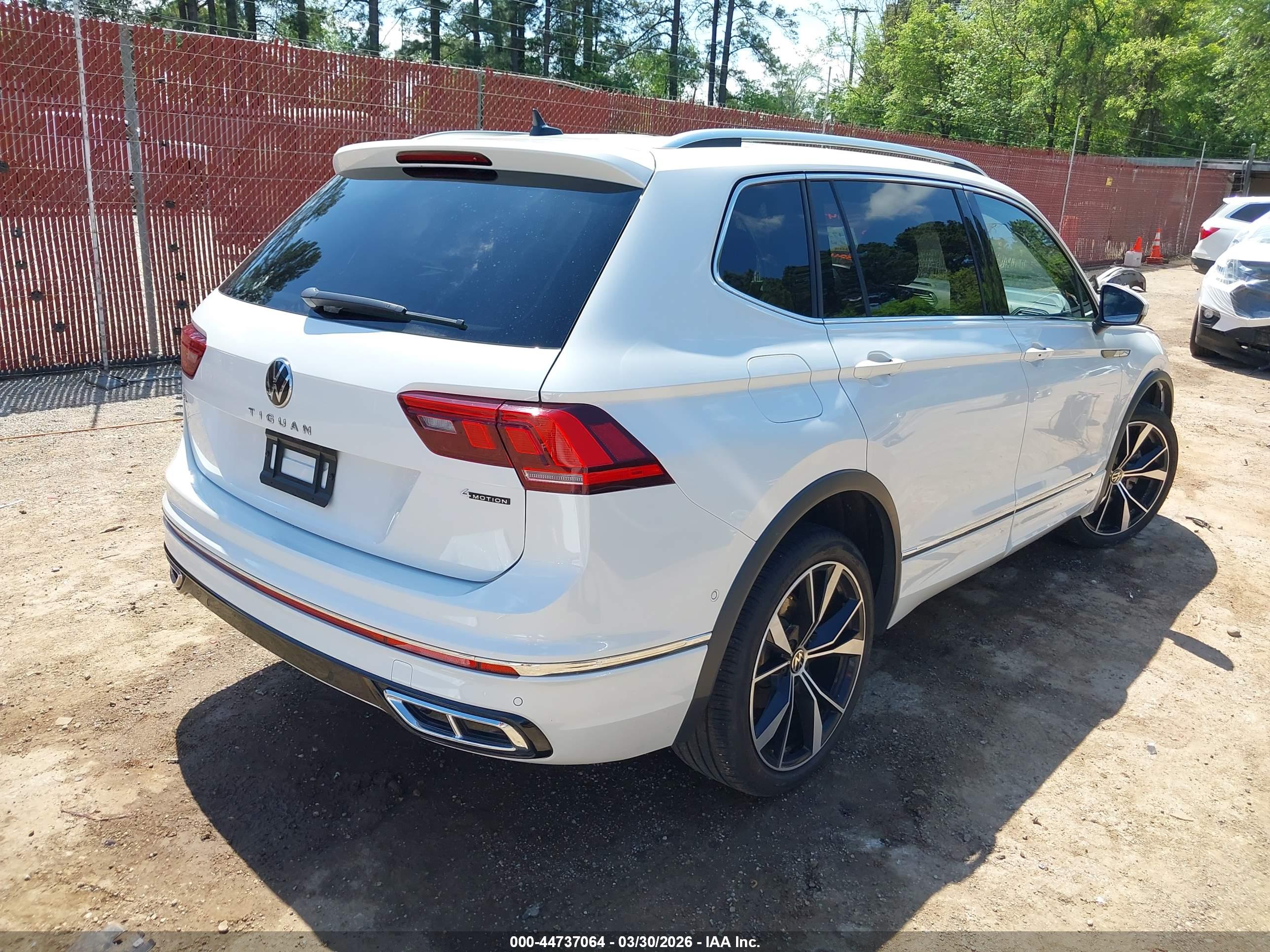 VOLKSWAGEN TIGUAN image 4