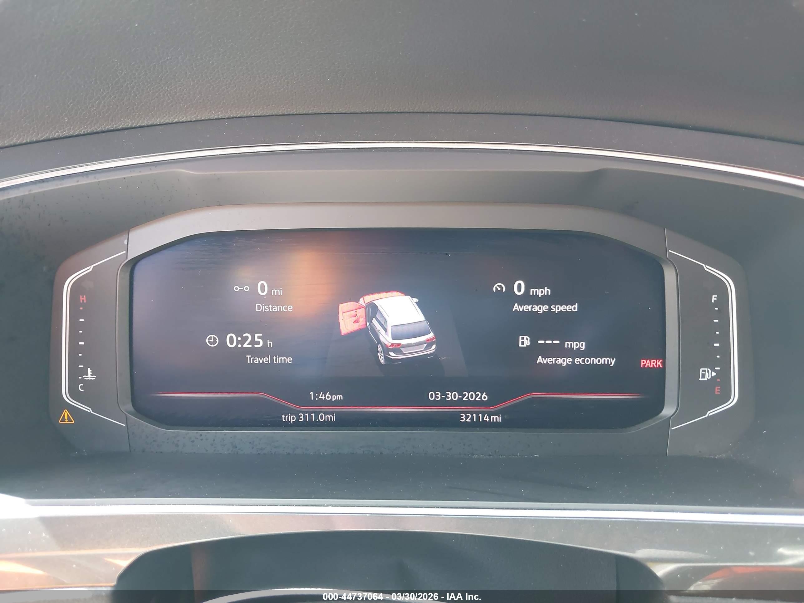 VOLKSWAGEN TIGUAN image 7