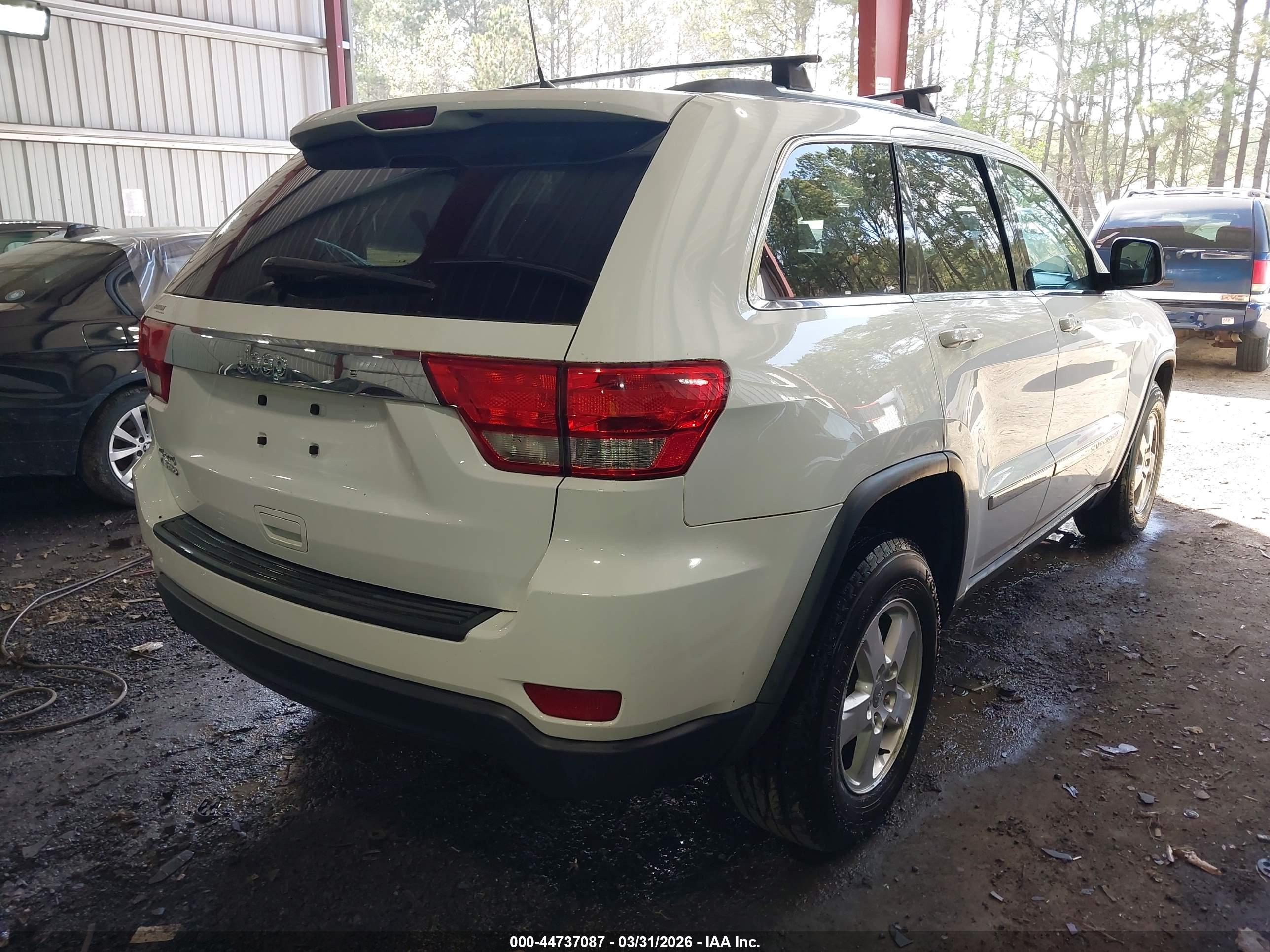 JEEP GRAND image 4