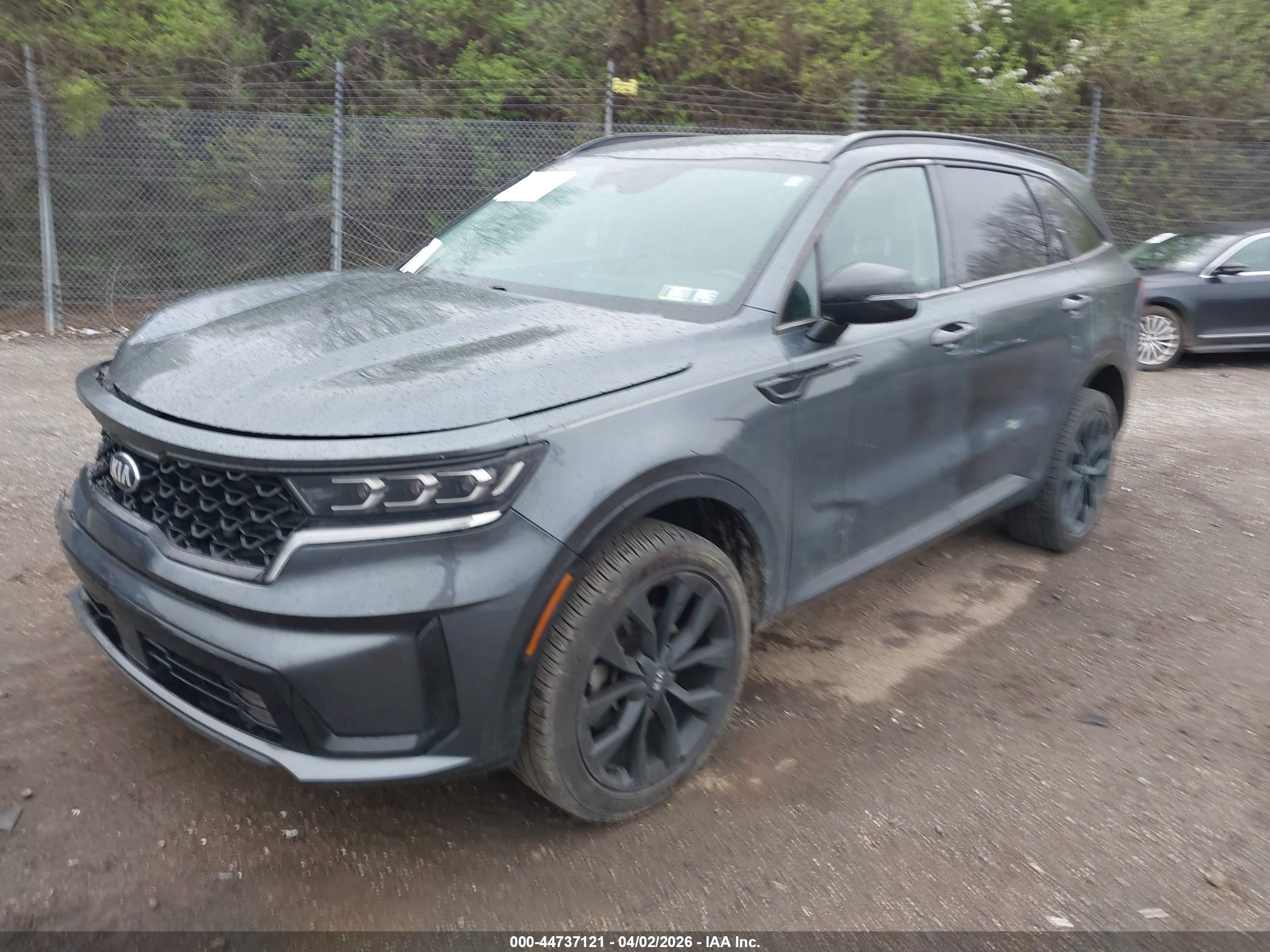 KIA SORENTO image 2