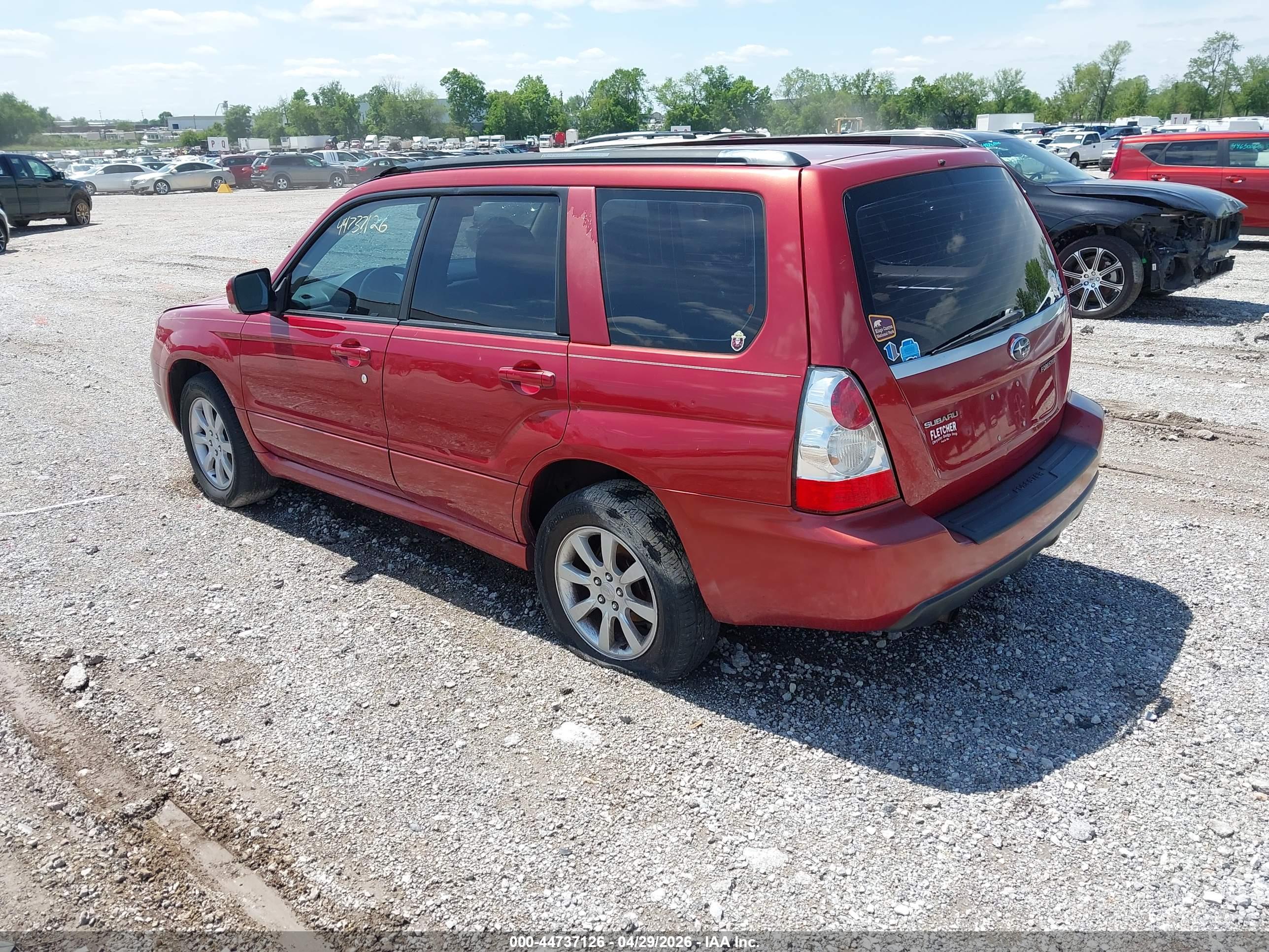SUBARU FORESTER image 3