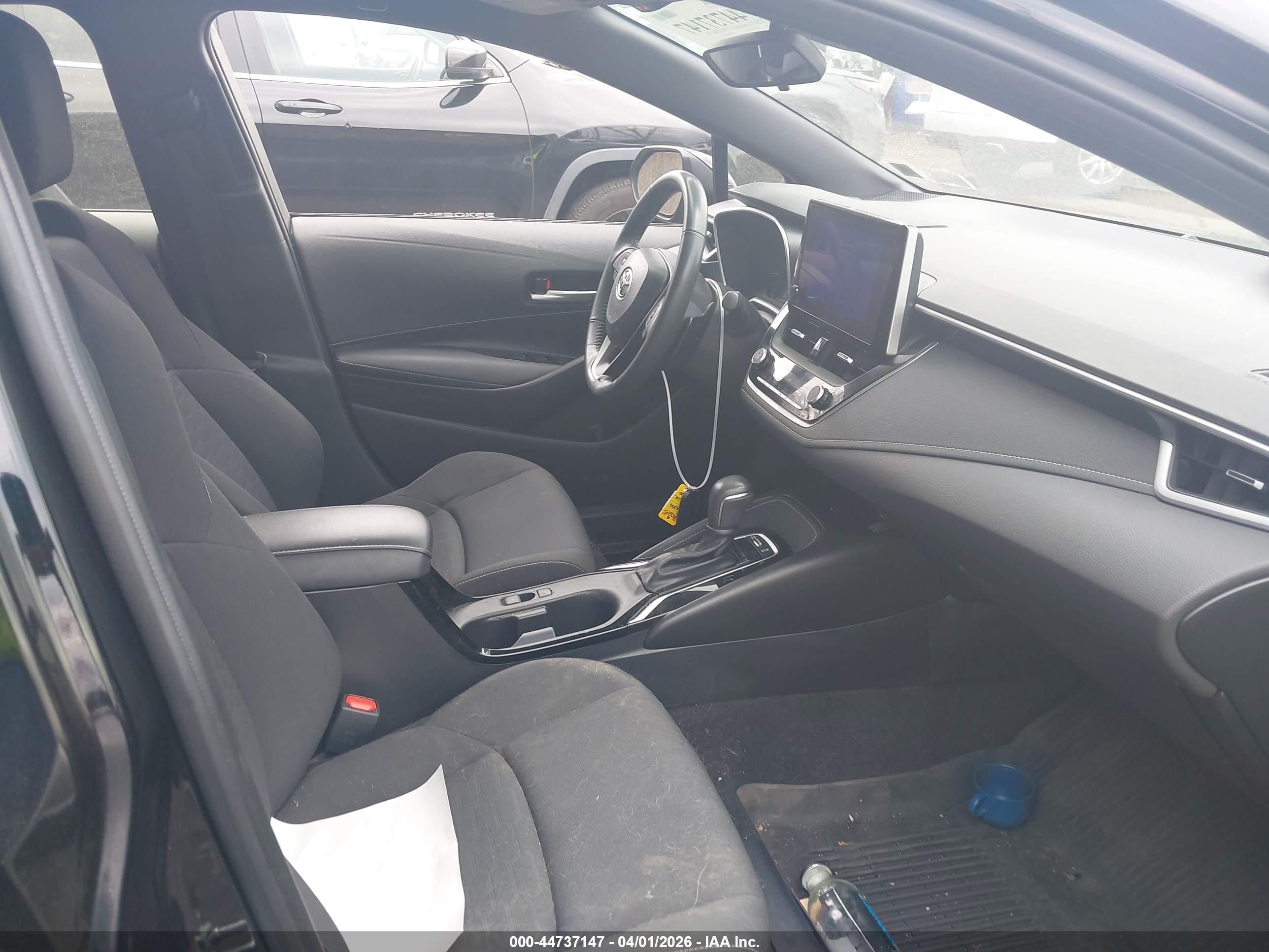 TOYOTA COROLLA image 5