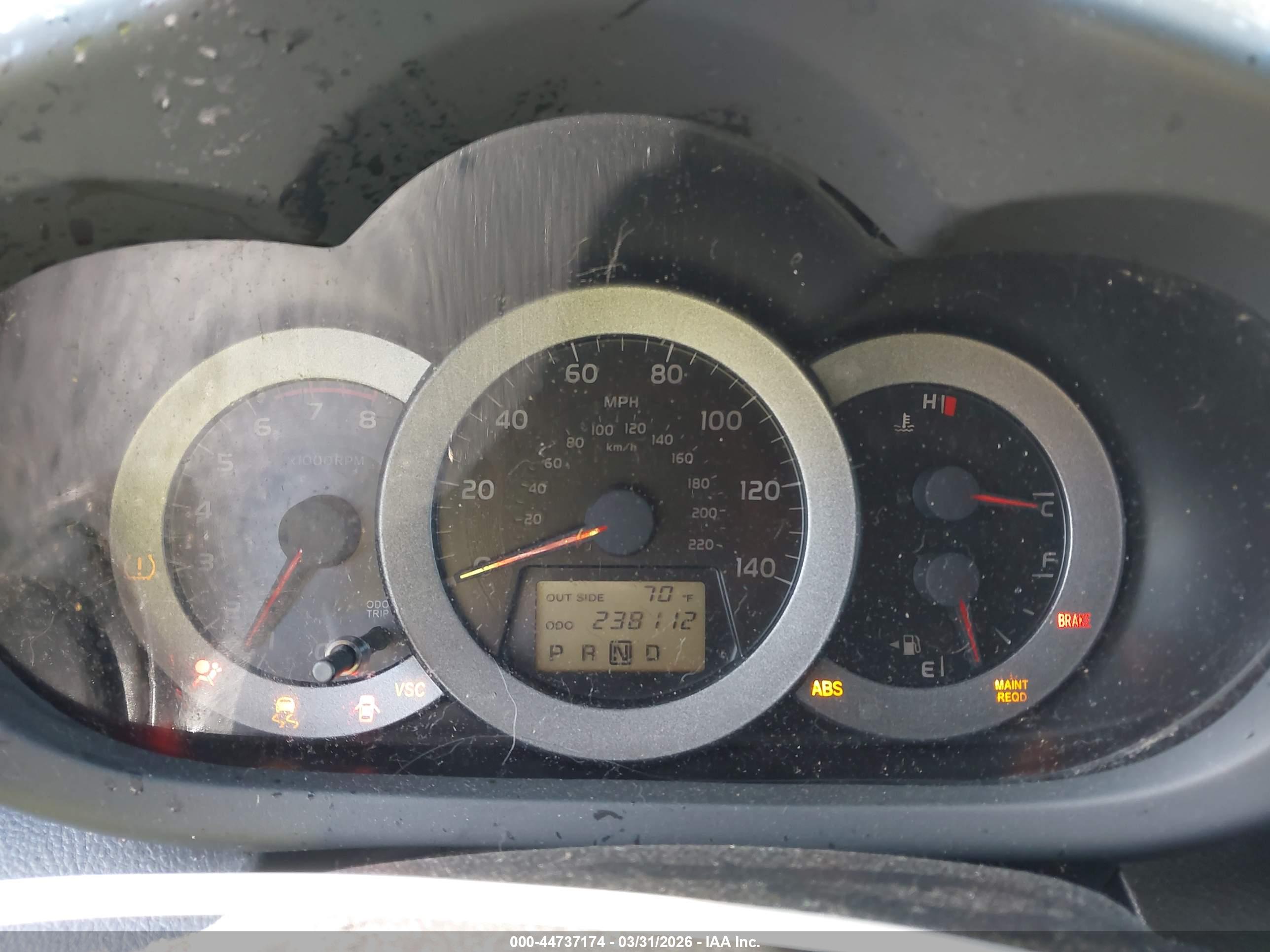 TOYOTA RAV4 image 7