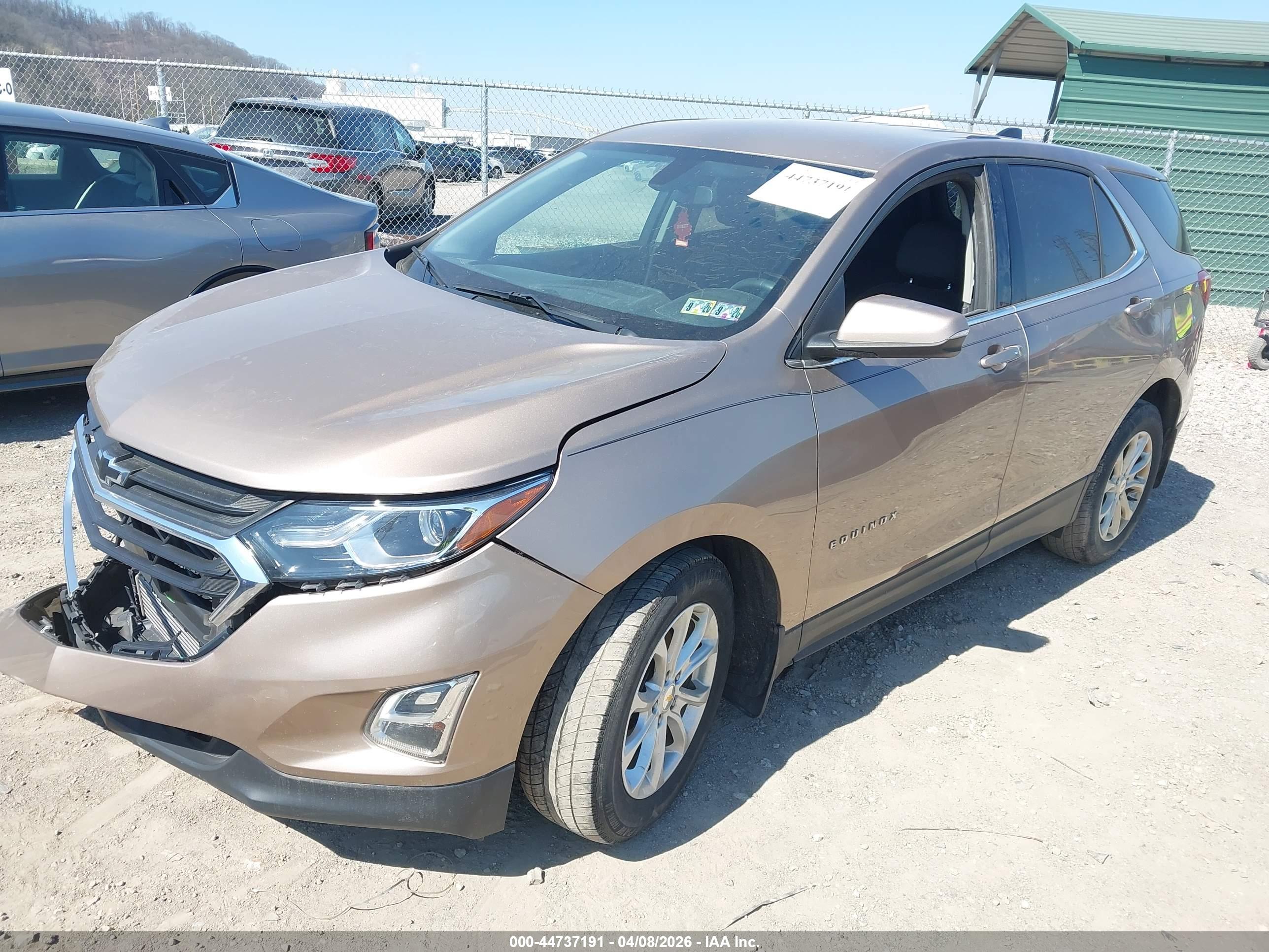 CHEVROLET EQUINOX image 2