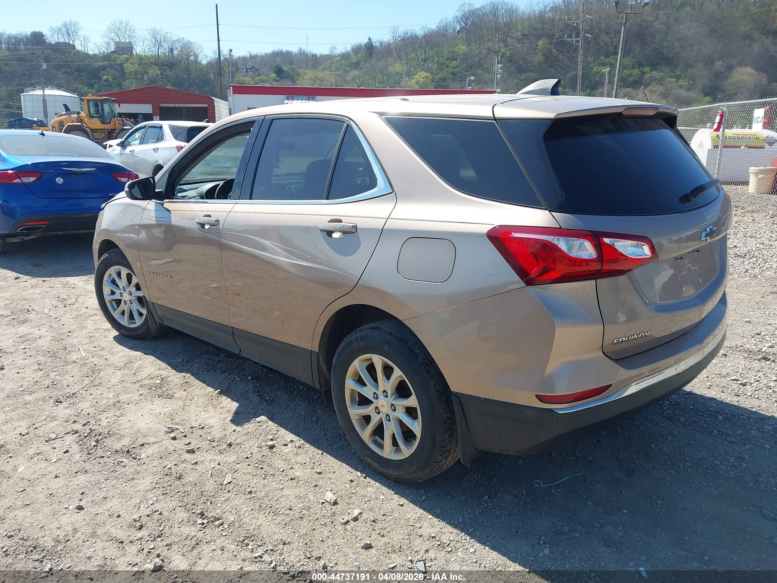 CHEVROLET EQUINOX image 3