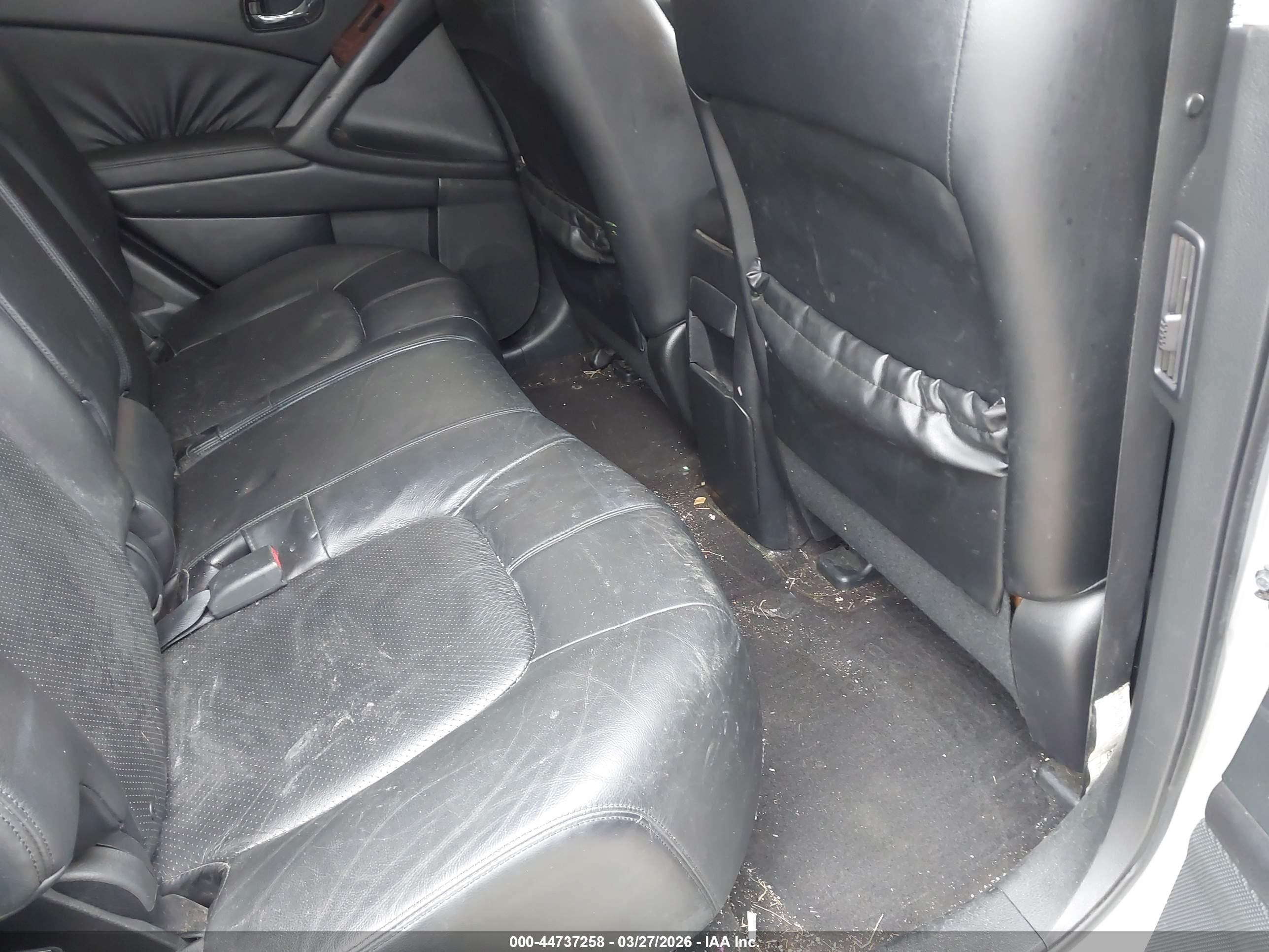 NISSAN MURANO image 8