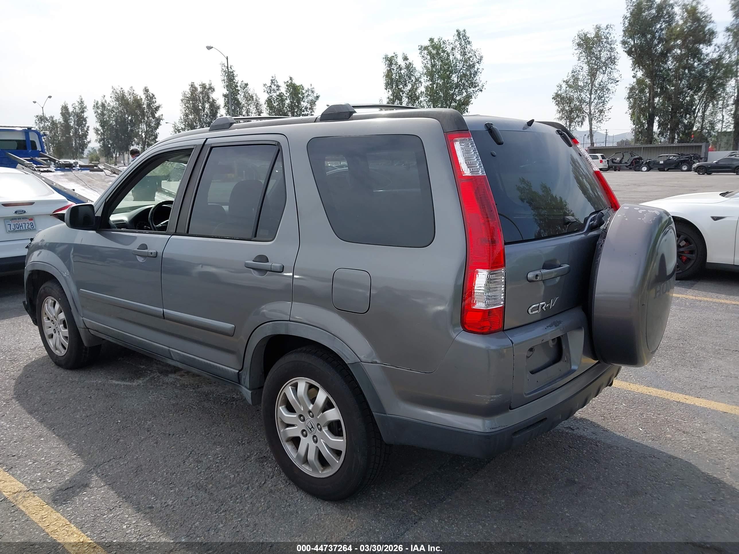 HONDA CR-V image 3
