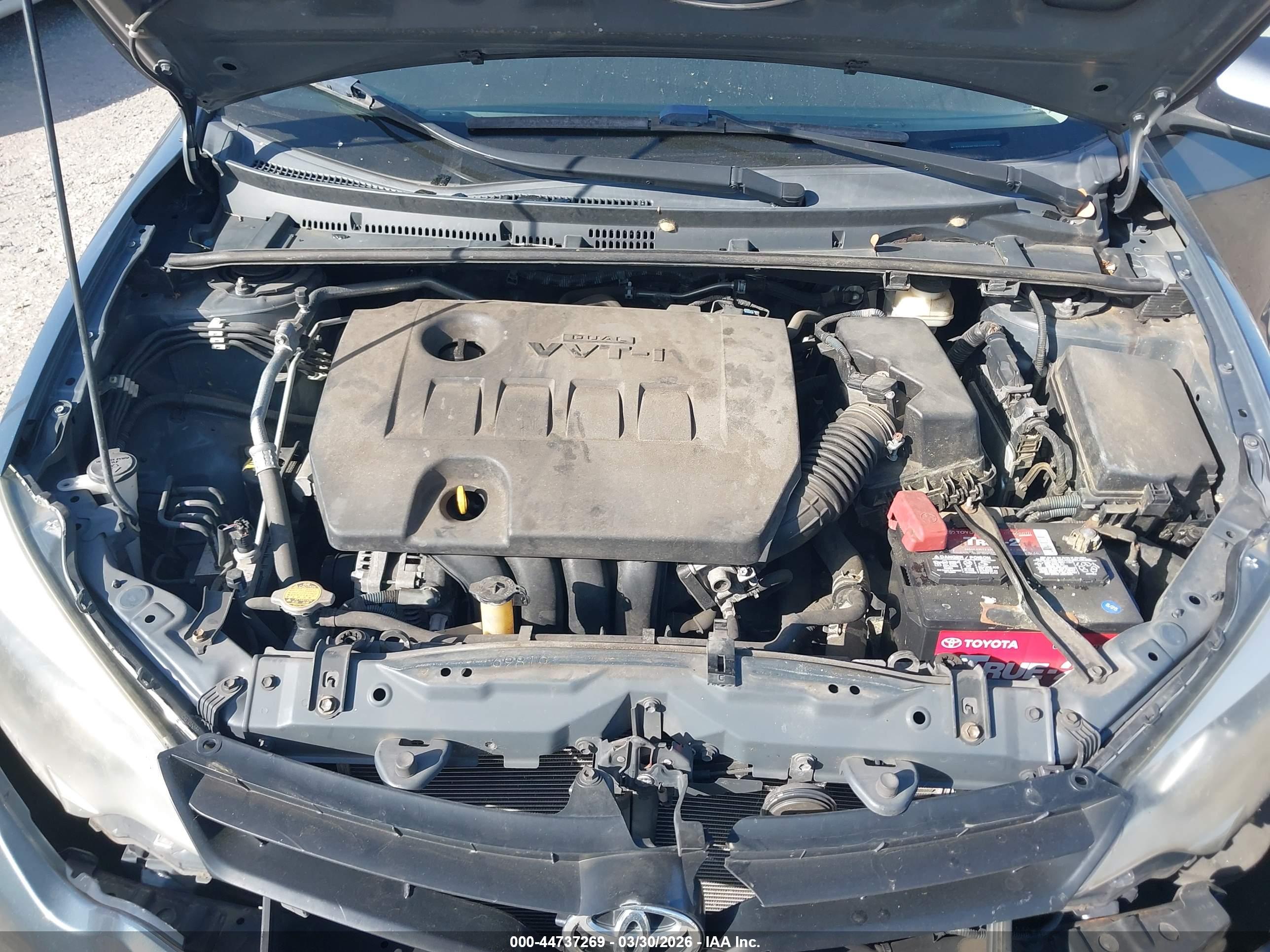 TOYOTA COROLLA image 10