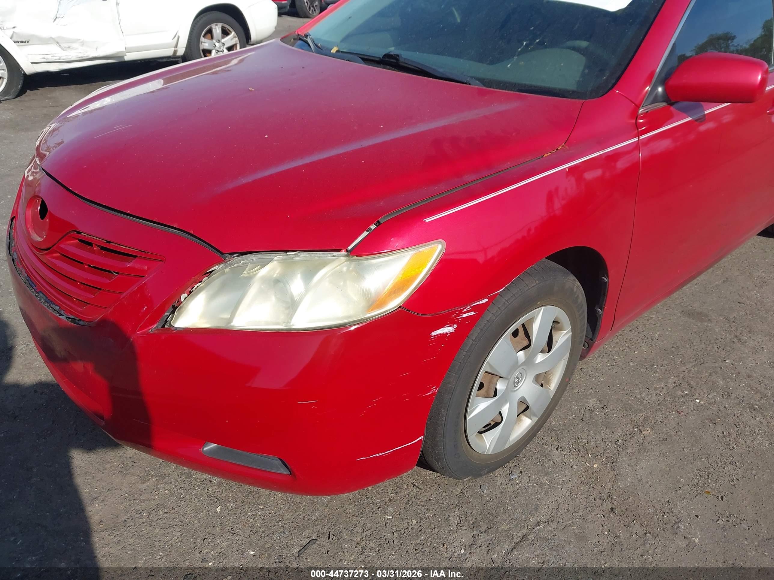 TOYOTA CAMRY image 6