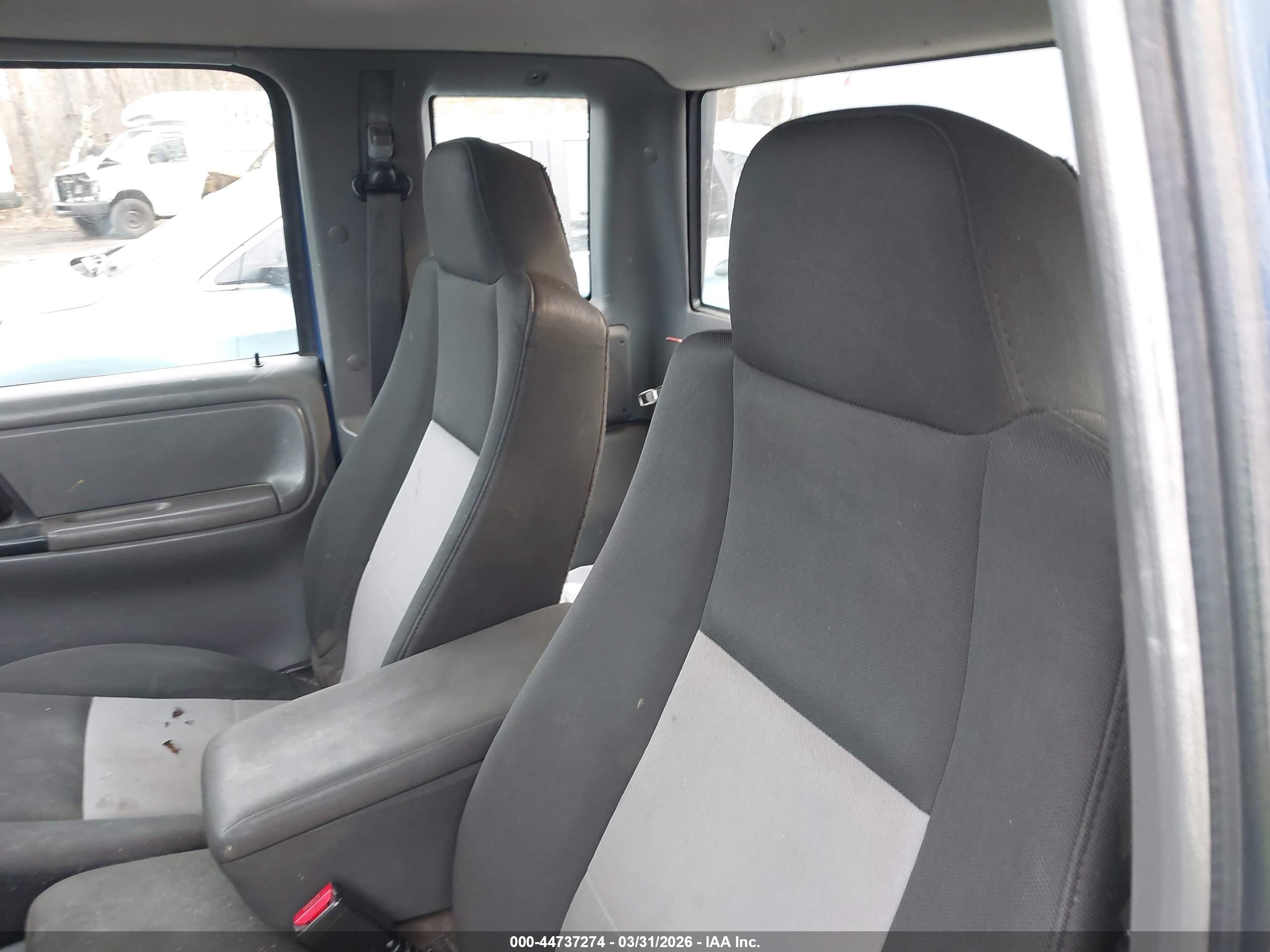 FORD RANGER image 8