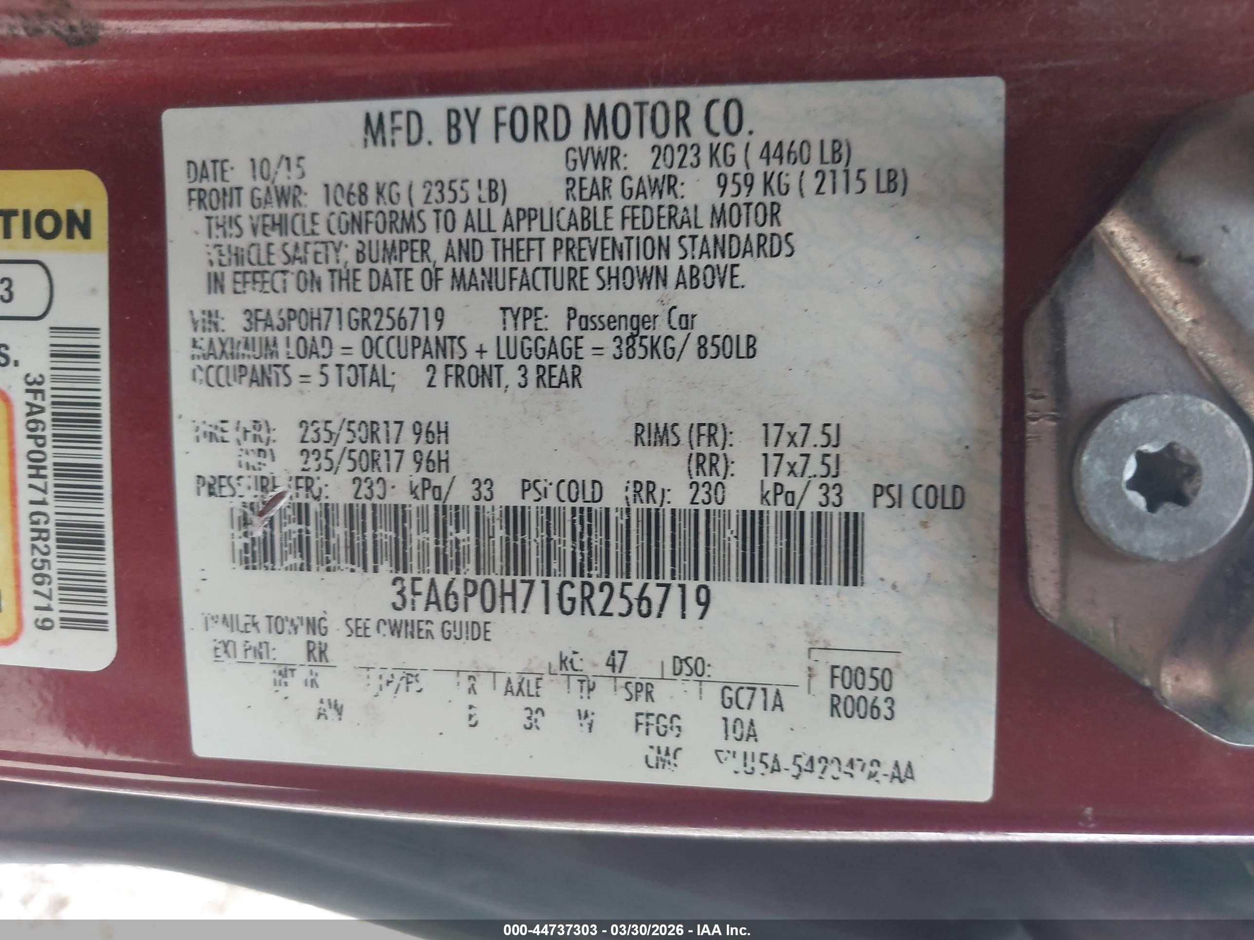 FORD FUSION image 9