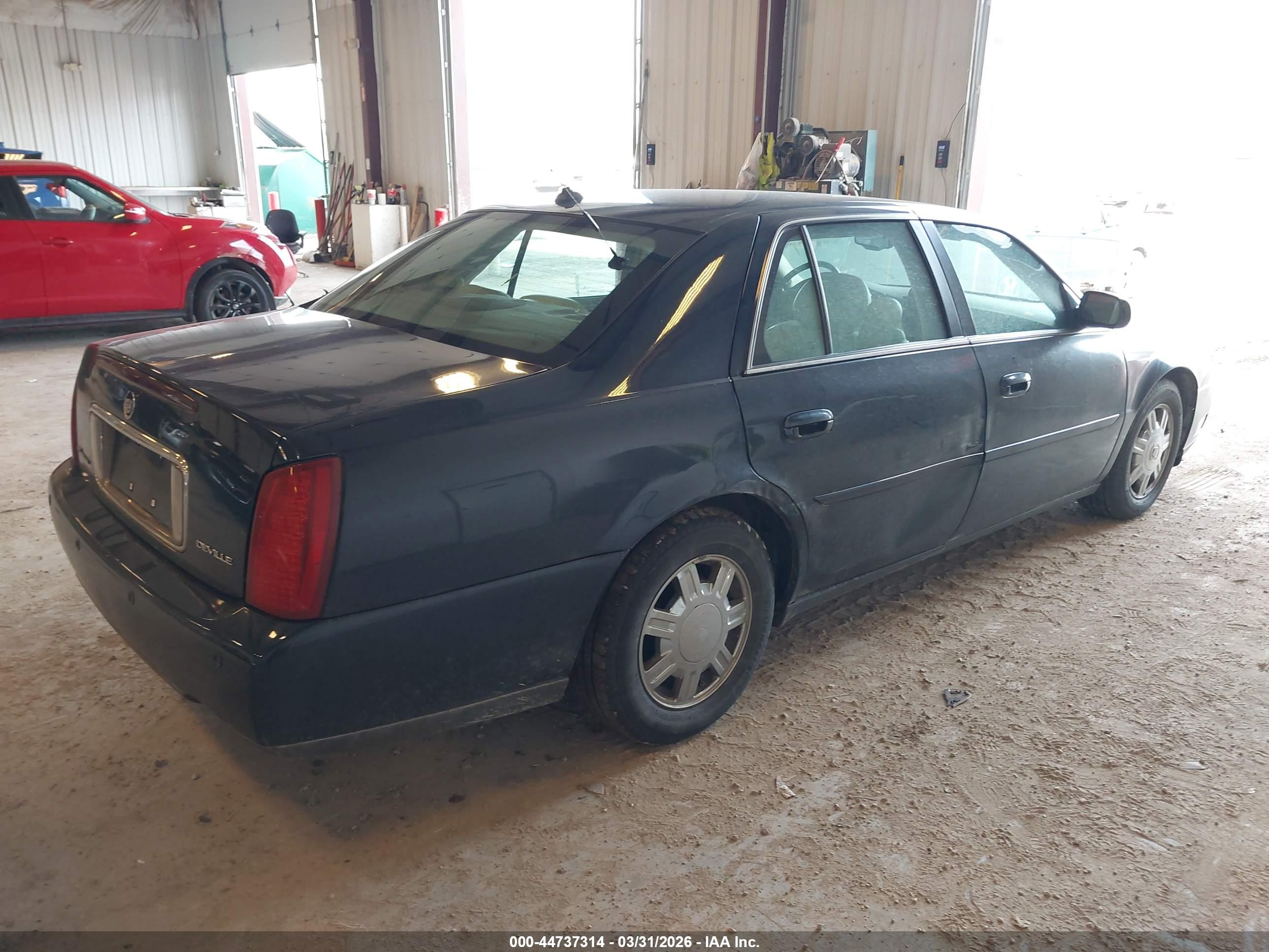 CADILLAC DEVILLE image 4