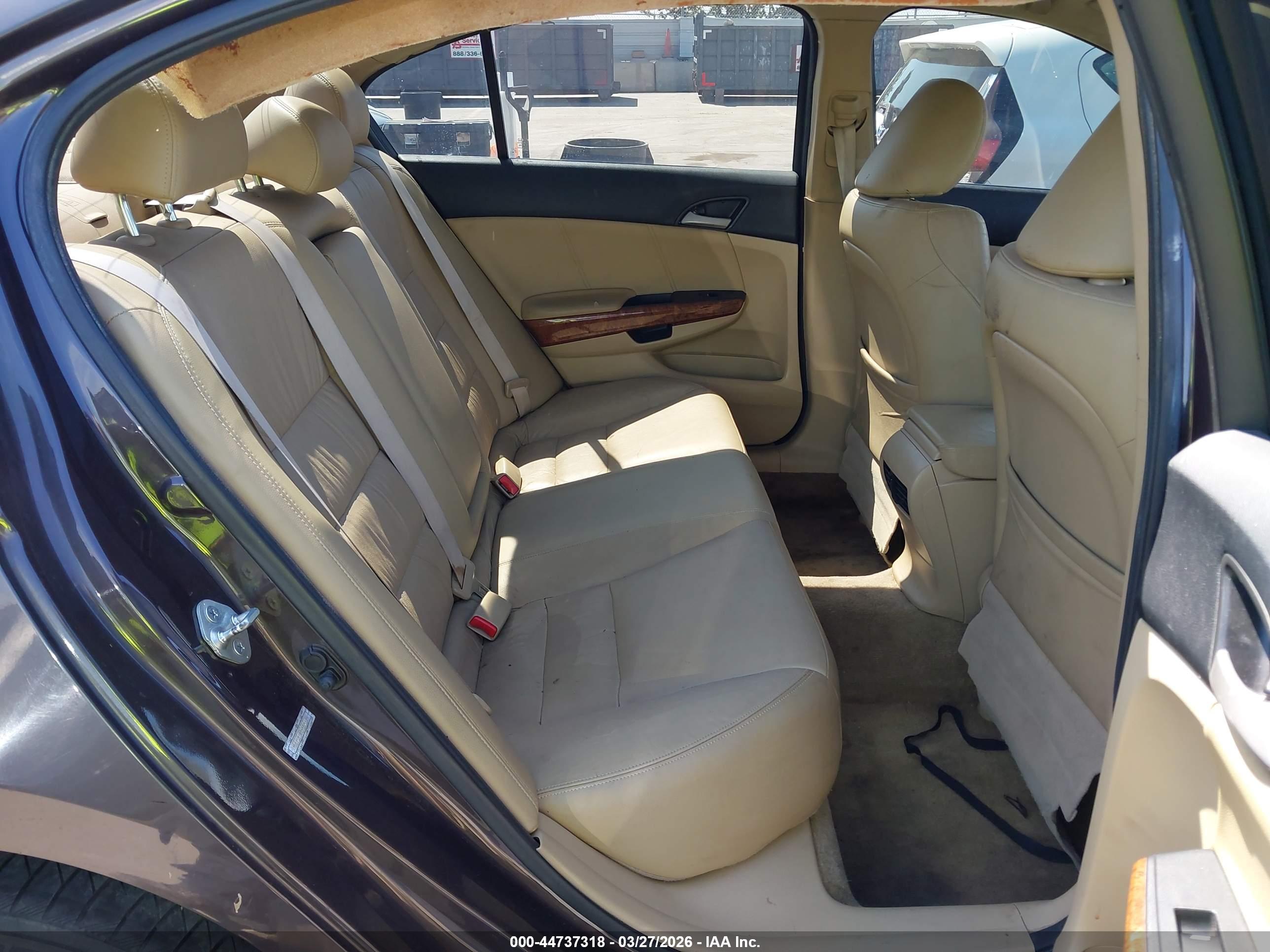 HONDA ACCORD image 8