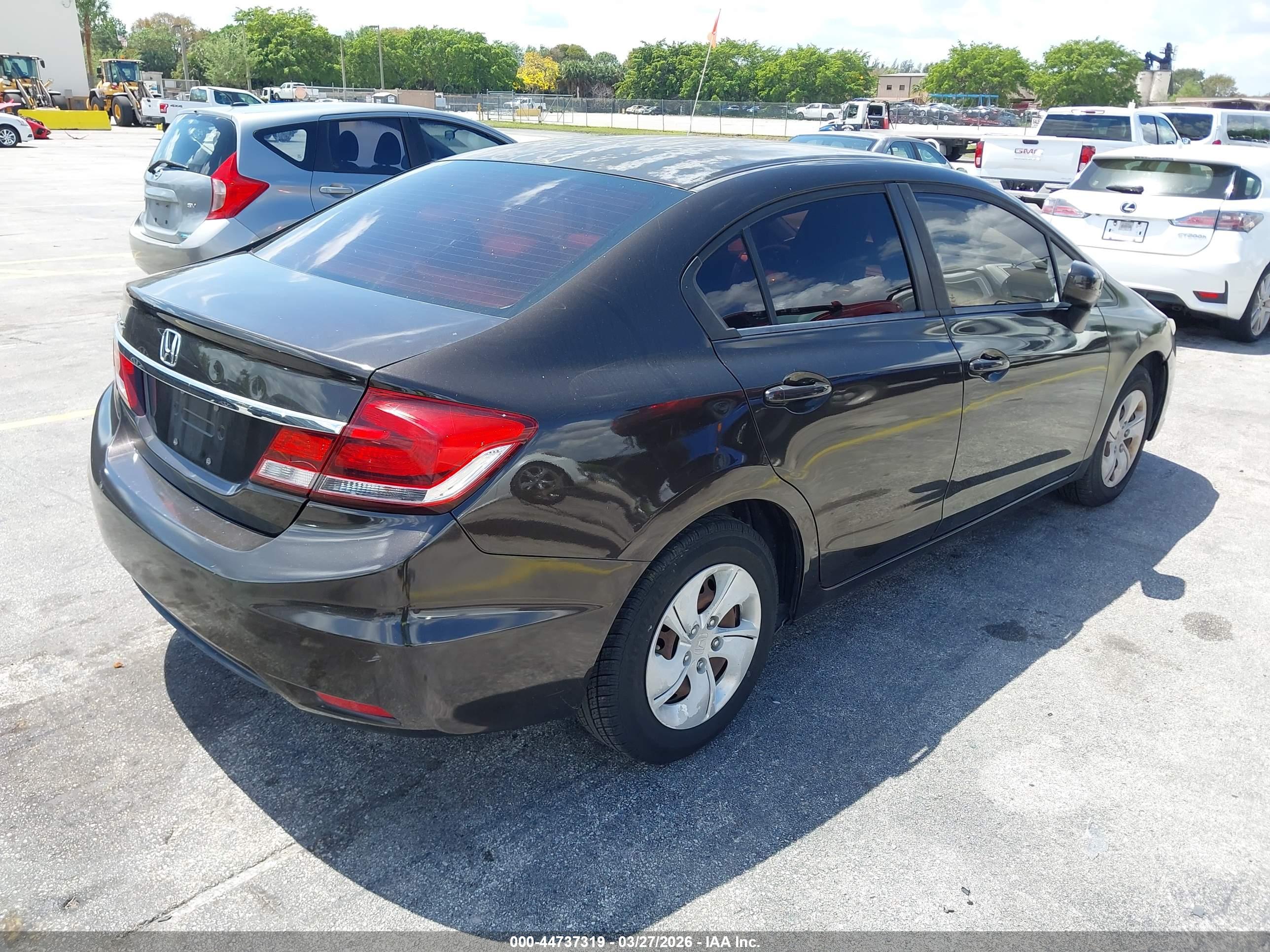 HONDA CIVIC image 4
