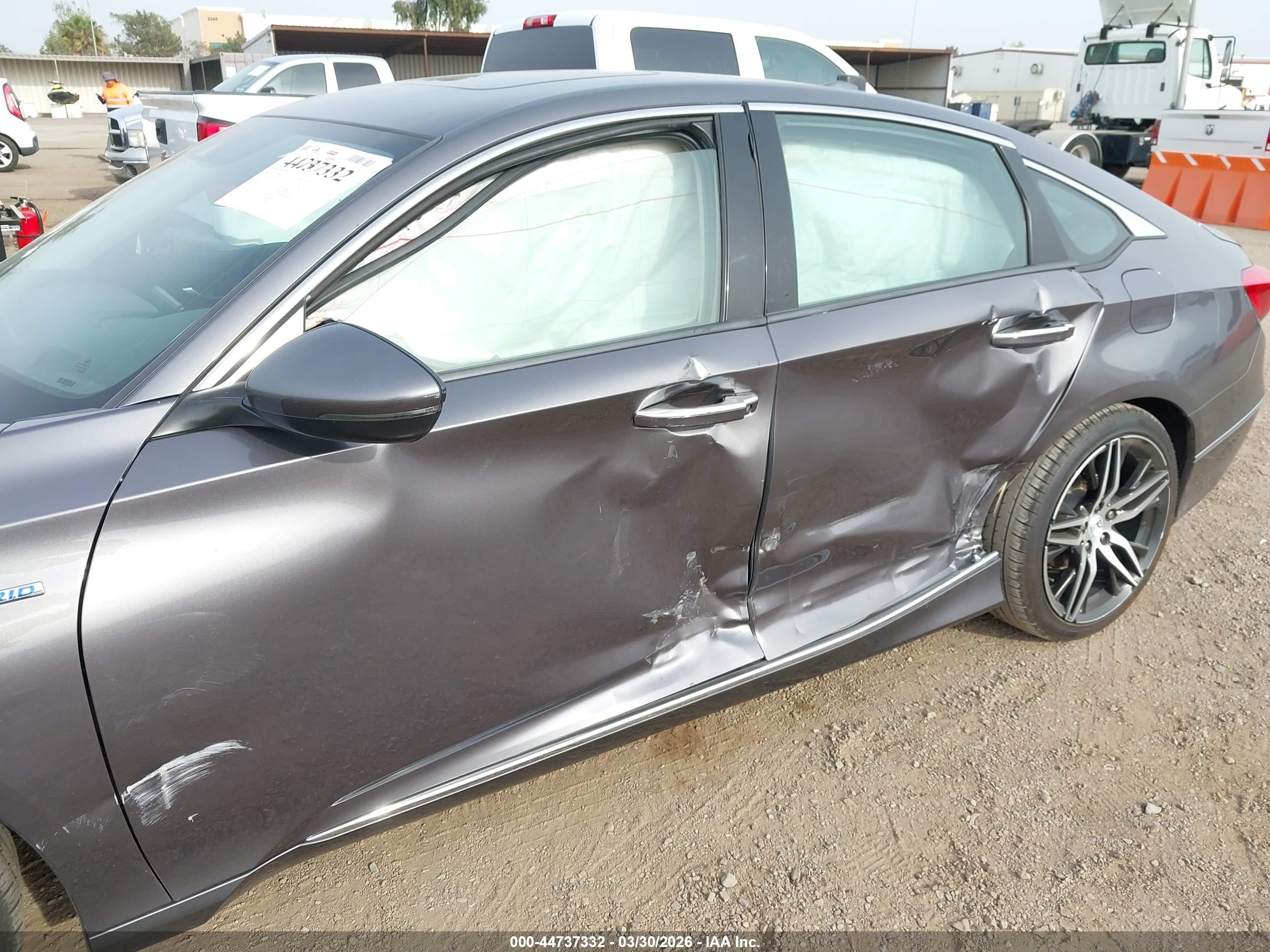 HONDA ACCORD image 6