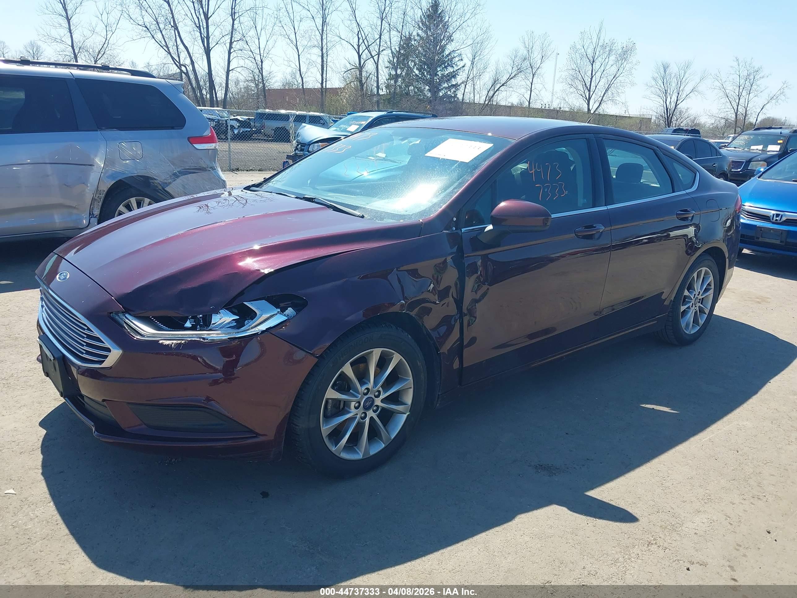FORD FUSION image 2