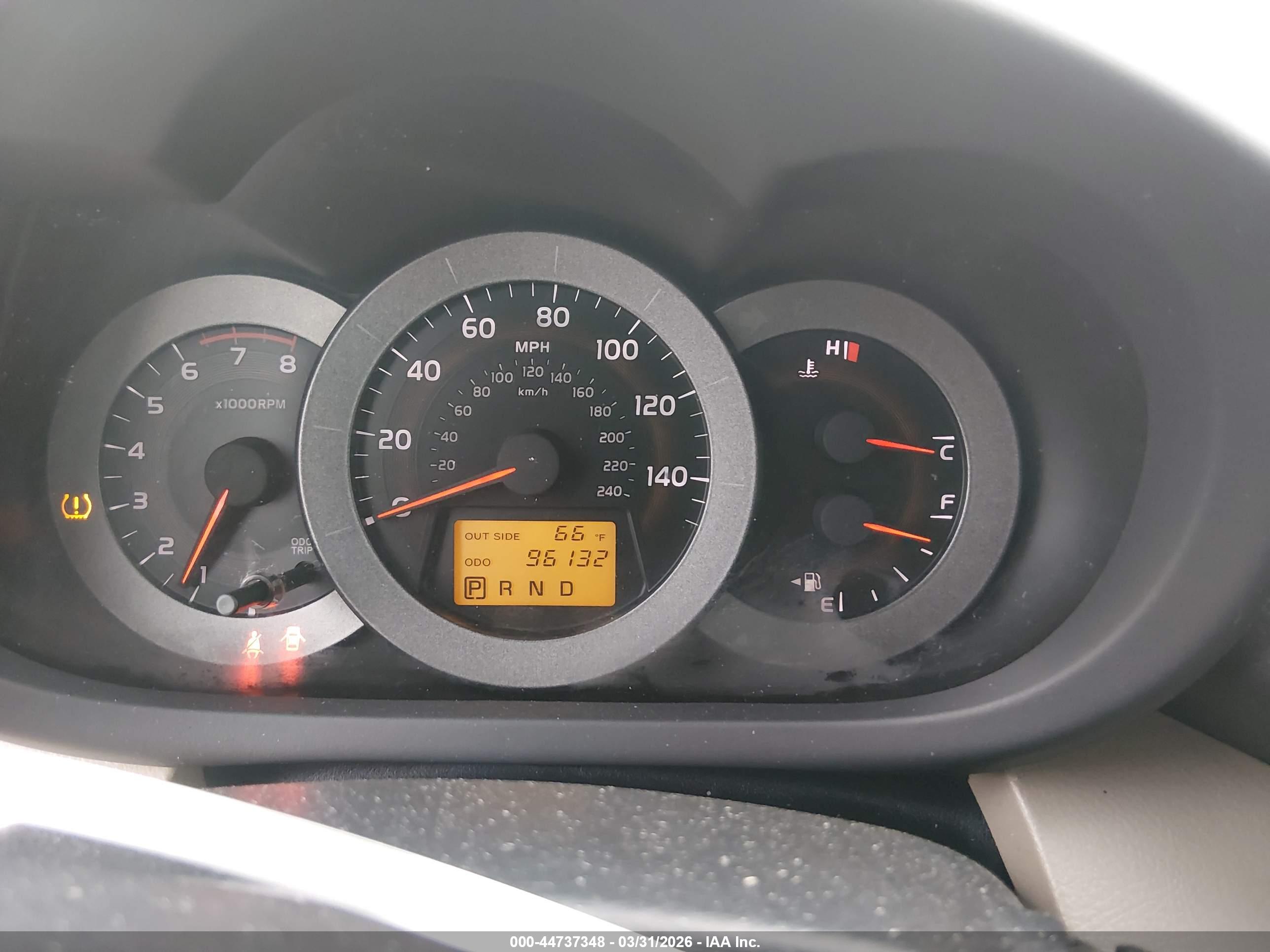 TOYOTA RAV4 image 7