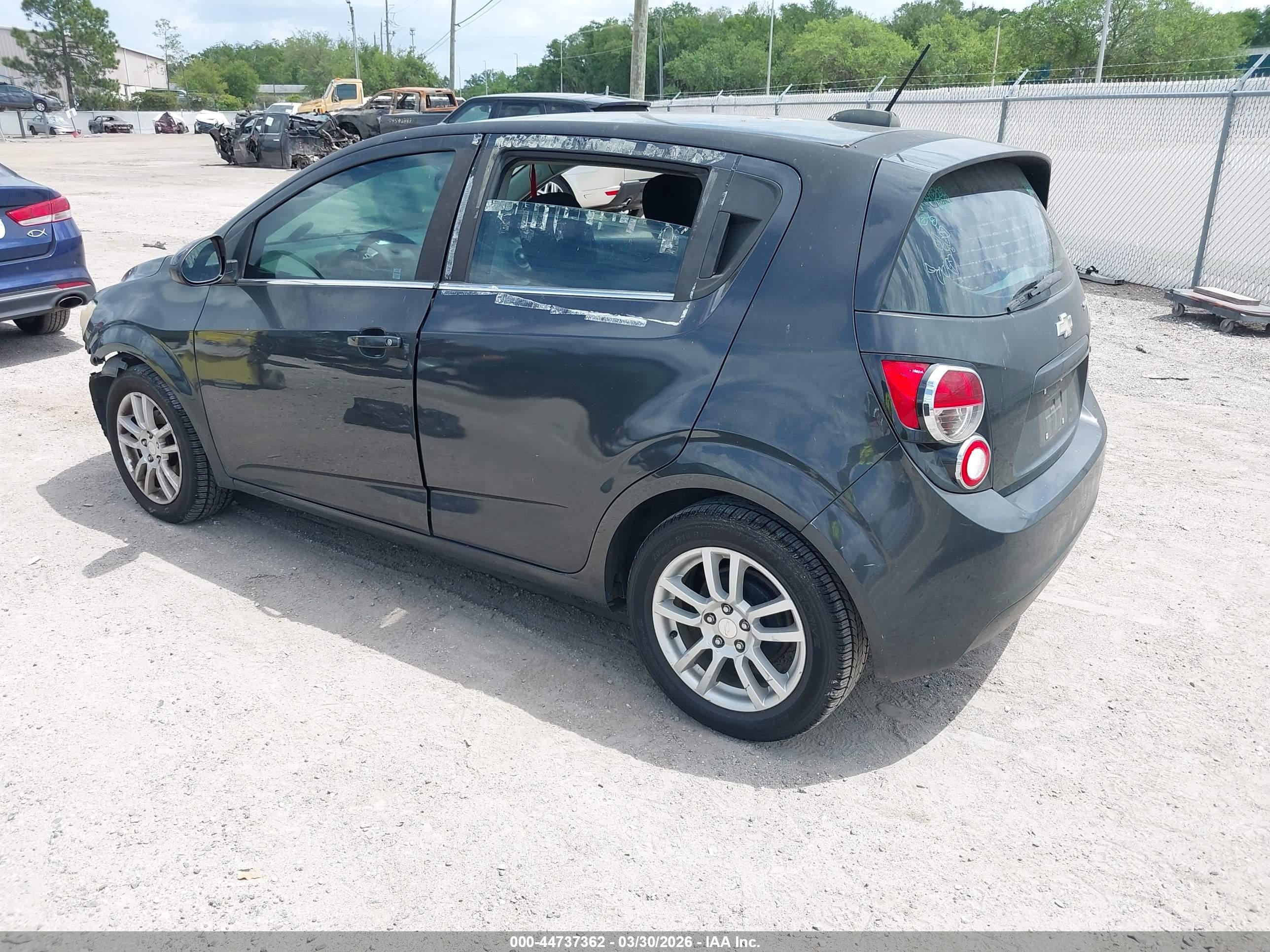 CHEVROLET SONIC image 3