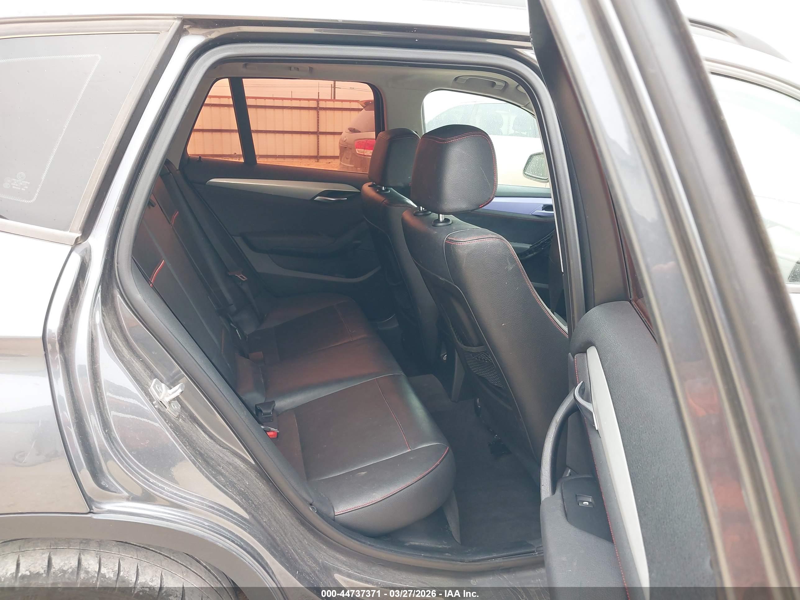BMW X1 image 8