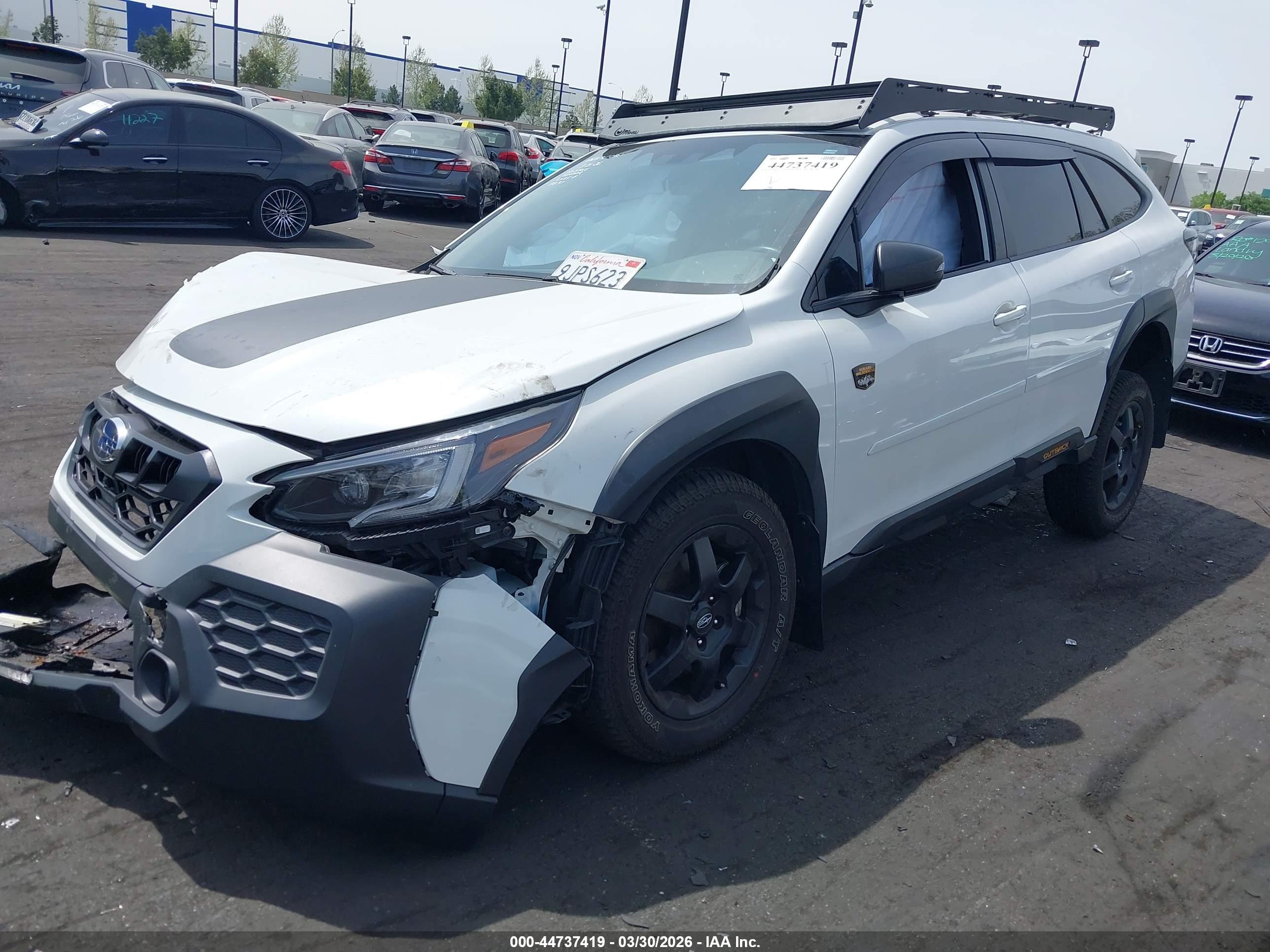 SUBARU OUTBACK image 2