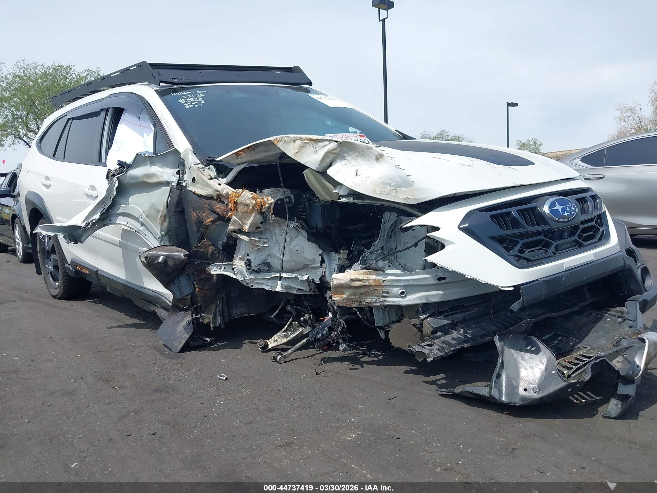 SUBARU OUTBACK image 6