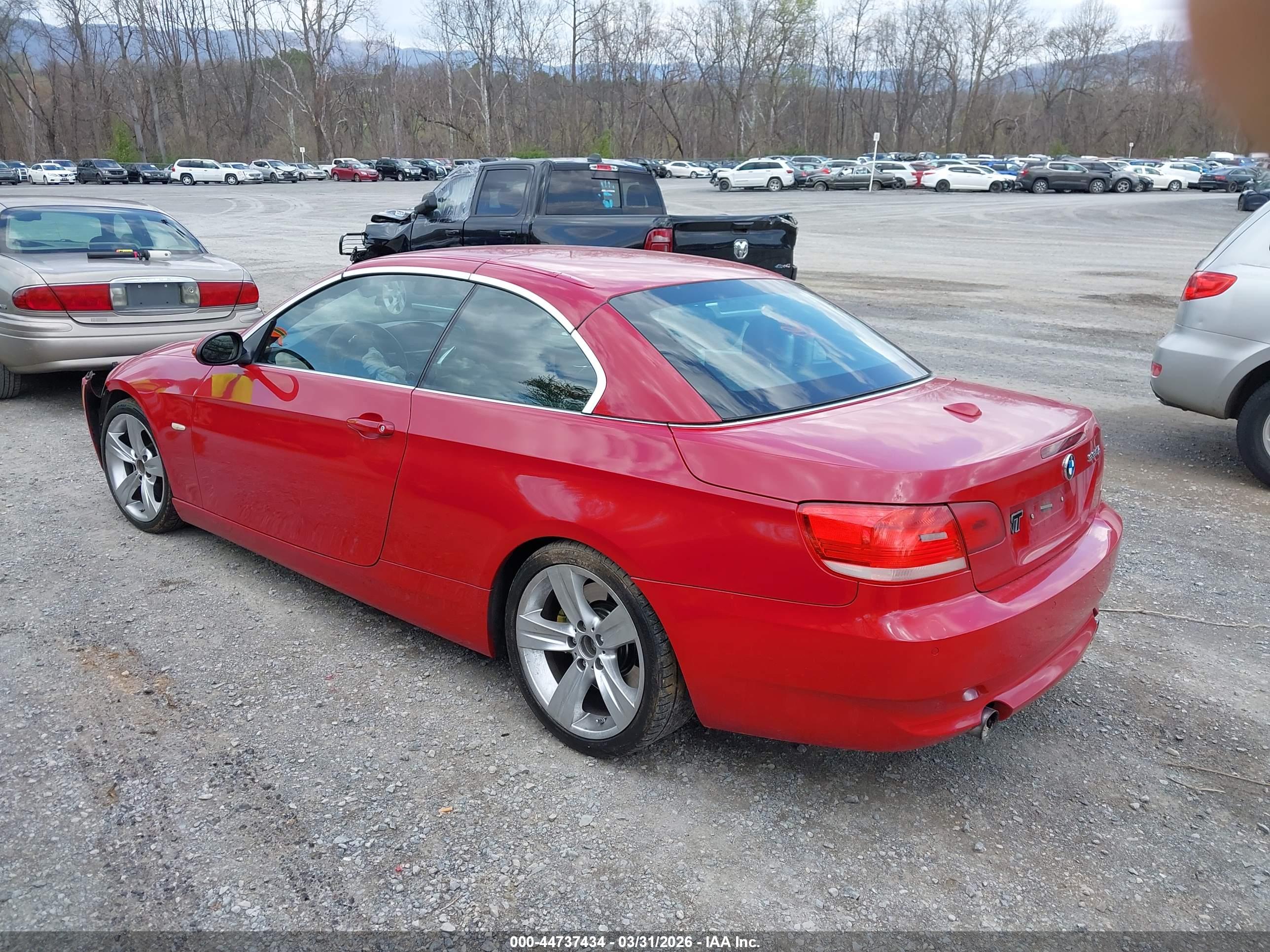 BMW 335I image 3