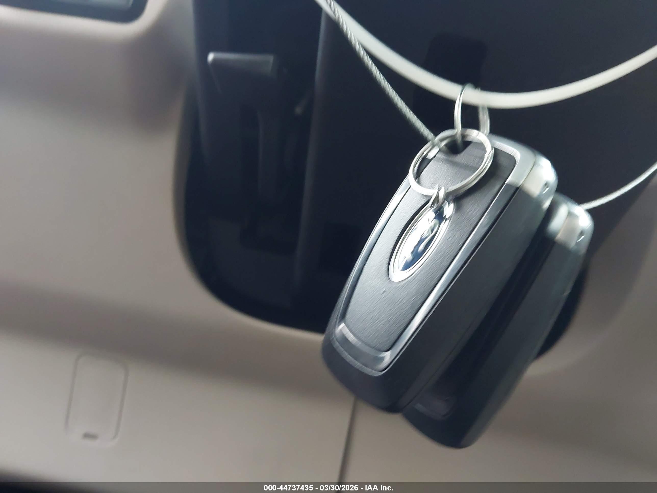 FORD ESCAPE image 11